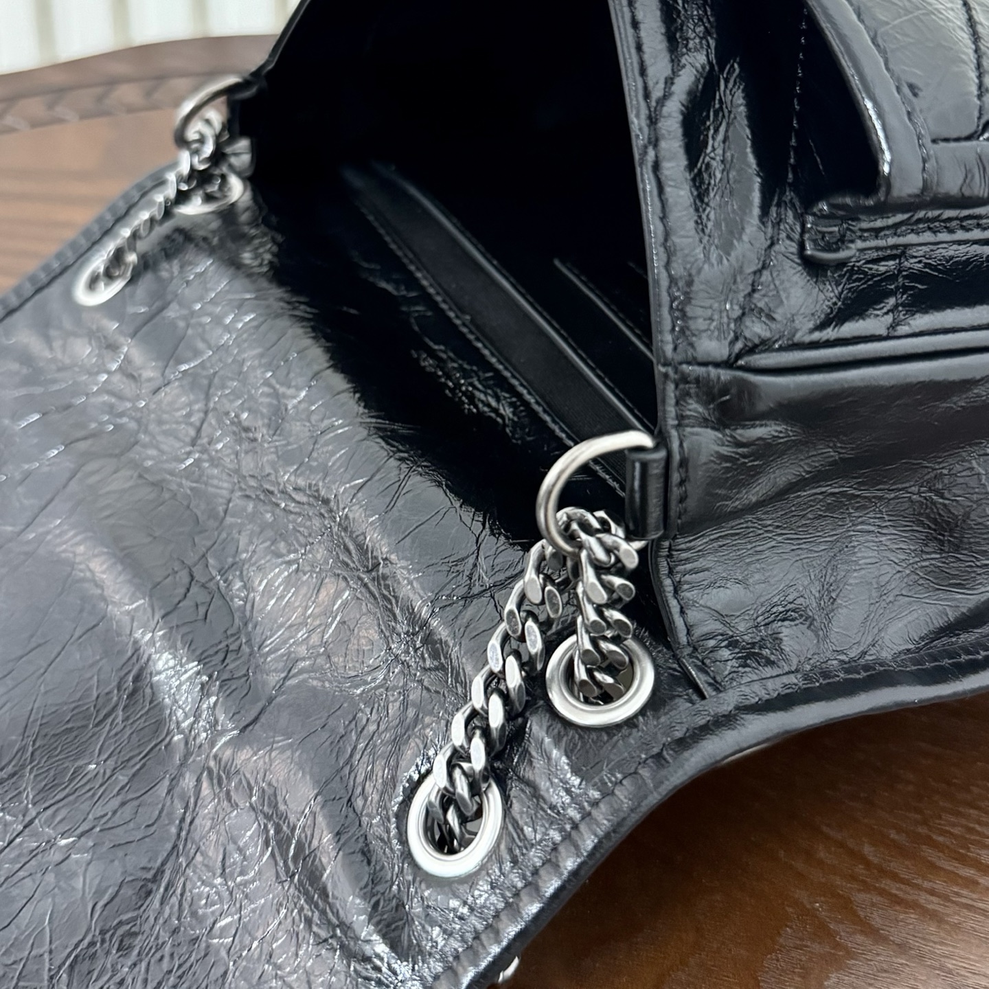 全套包装！型号:，尺寸:22-16.5-7.5cm！Niki新版，链条新增两个D扣，承受能力更强大！油蜡