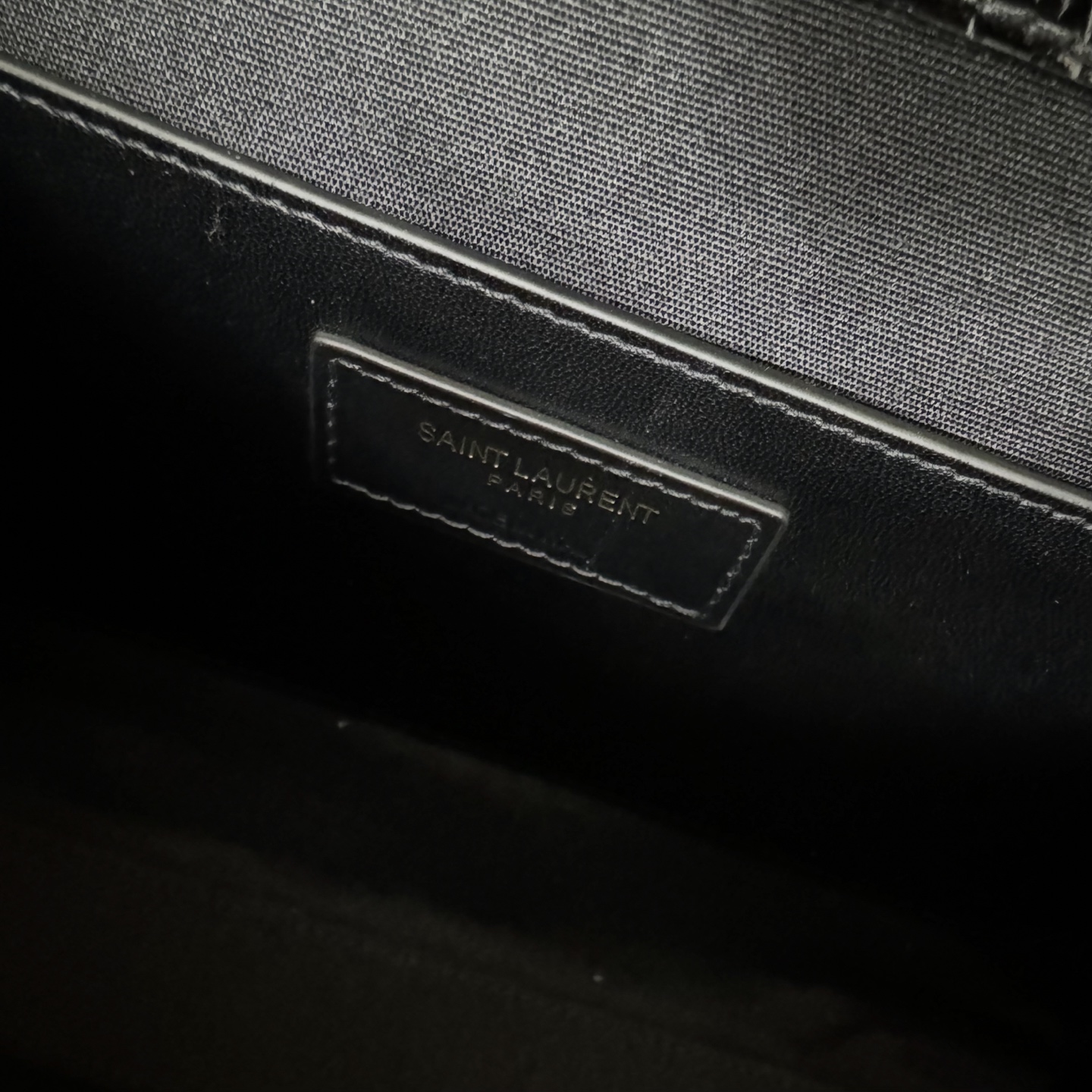 全套包装！Manhattan曼哈顿，鳄鱼纹！简约大气的款式，透着一股高贵优雅任何场合都能驾驭容量大超能装