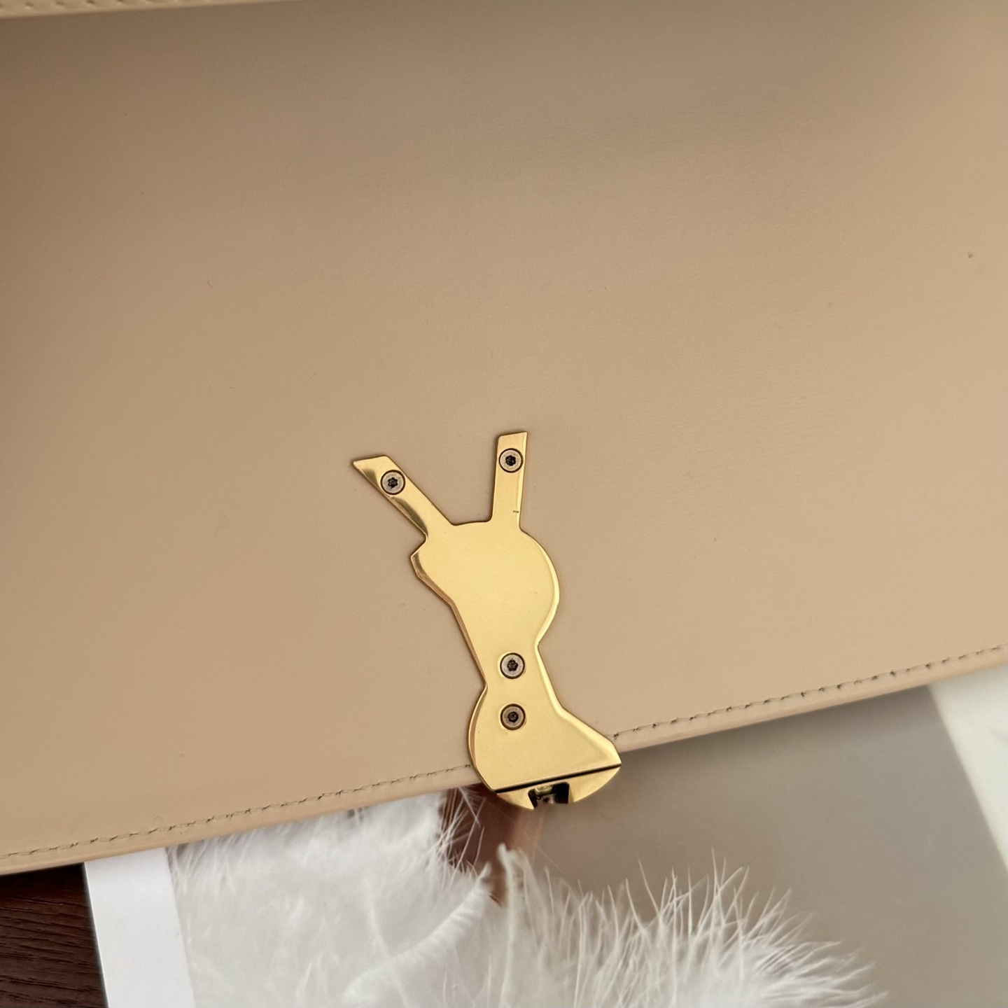 全套包装！Solferion Box中号。型号:，尺寸:23-17-6cm!打造更高级手感的Box牛皮，