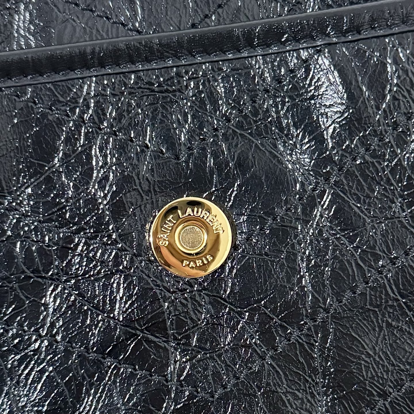 全套包装！型号:，Size：28-20-8.5cm！Niki出金链条啦，让包身整体又多了几分优雅和贵气，