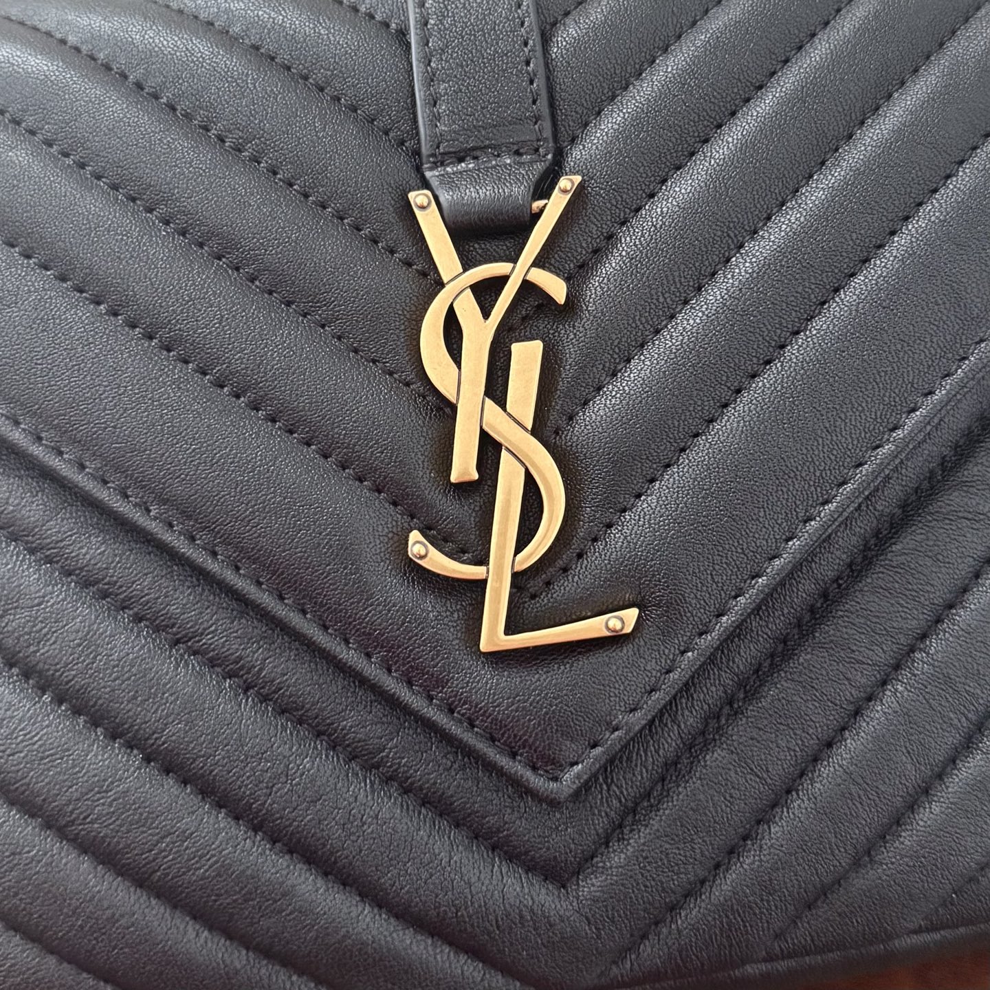 全套包装！Mormont小号邮差包，版型经典，颜值耐看超百搭，女神必备款！型号，，尺寸24/17/6.5