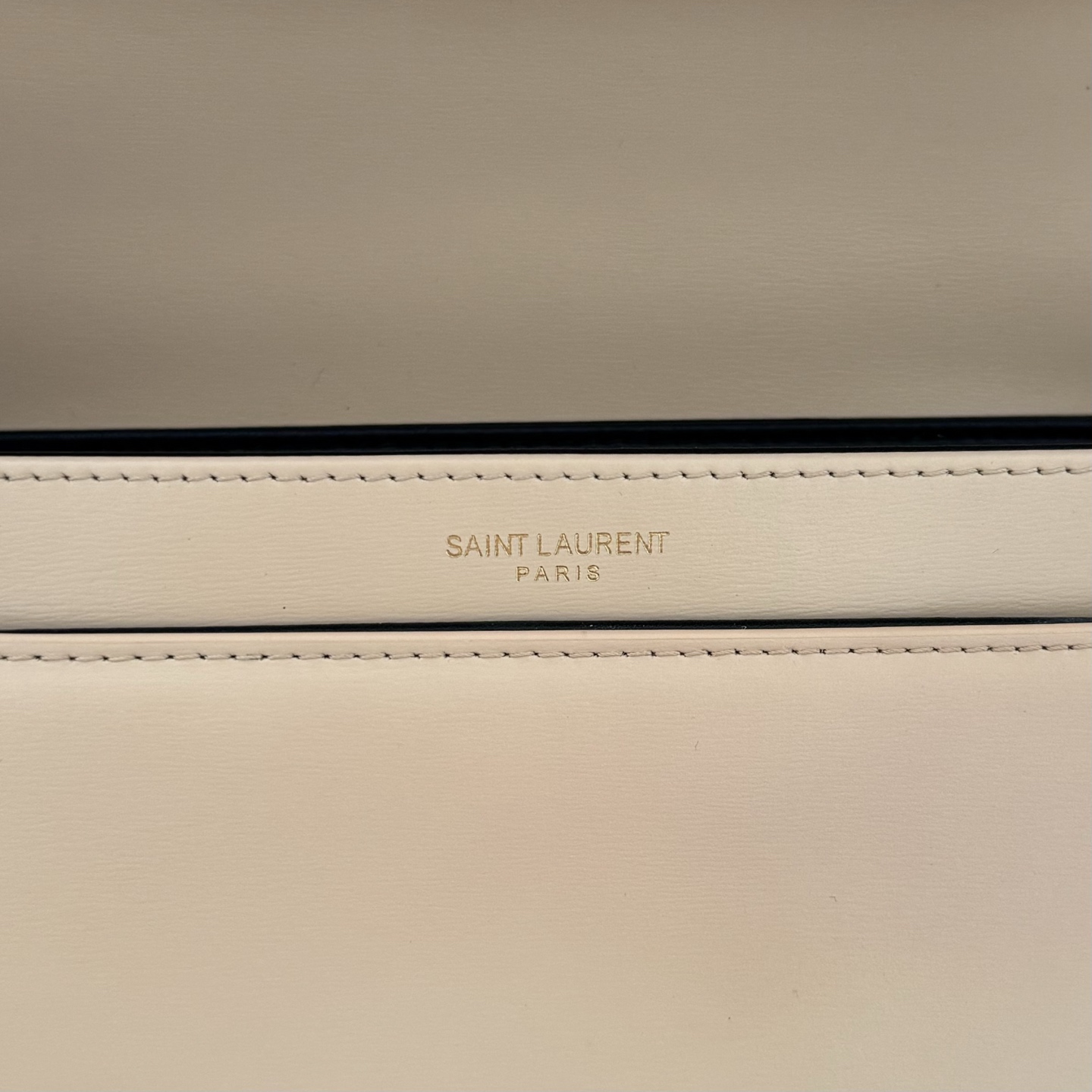 全套包装！Solferion Box中号。型号:，尺寸:23-17-6cm!打造更高级手感的Box牛皮，
