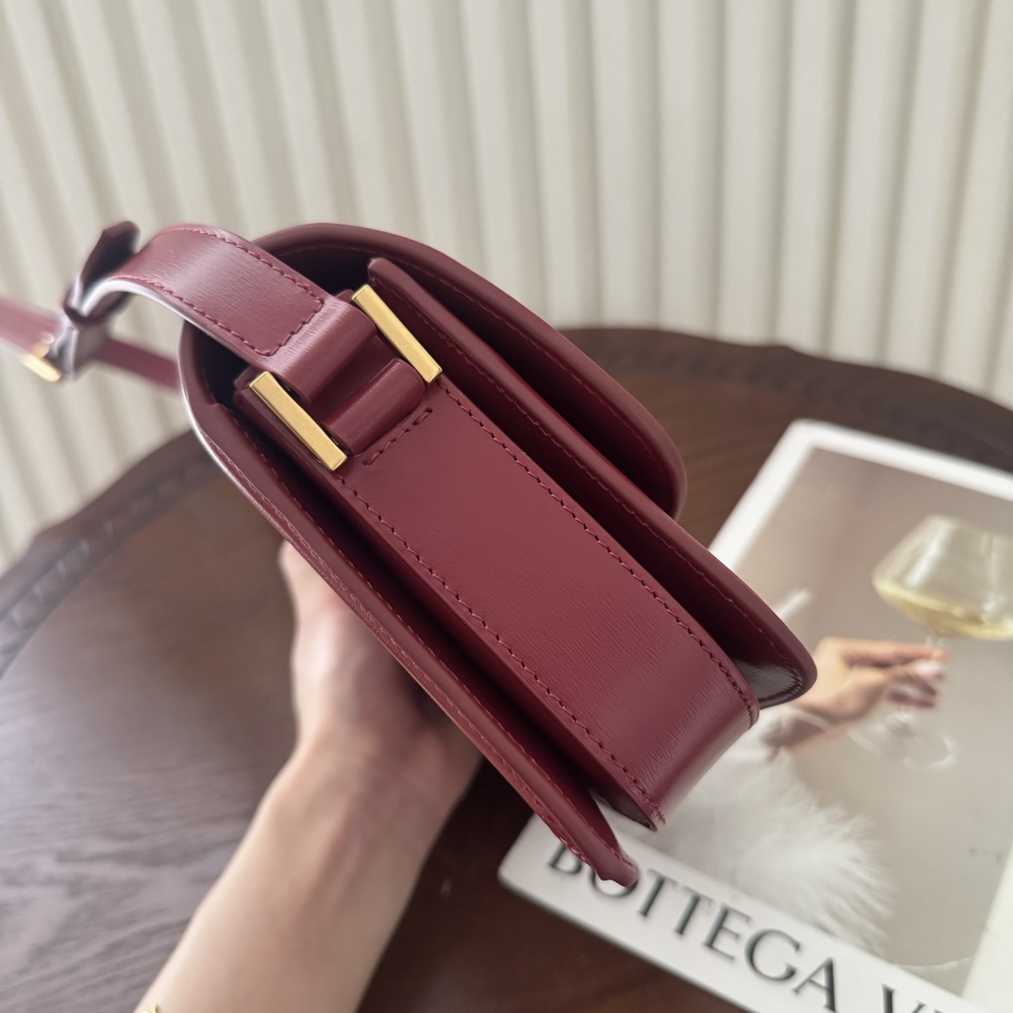 Solferion Box小号，型号:，尺寸:19–14-5cm!打造更高级手感的Box牛皮，越用越美的