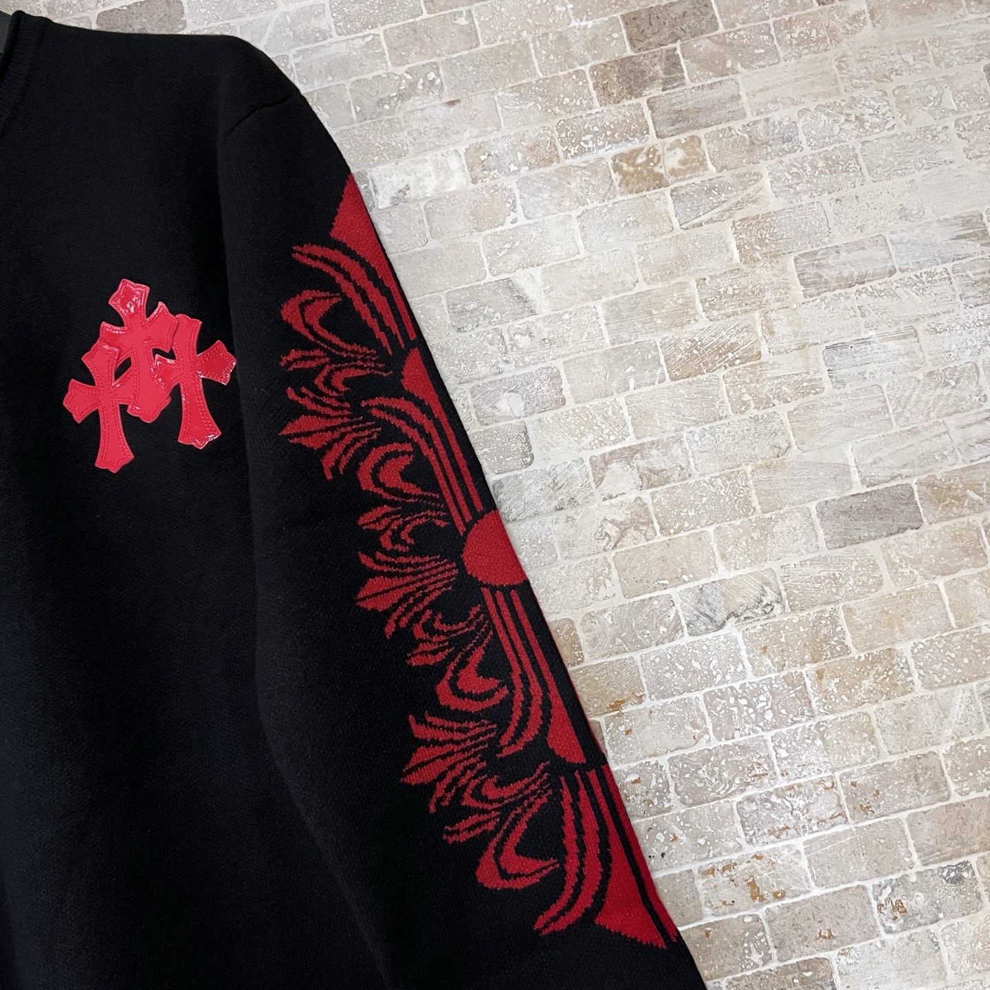 399💰
CH克罗心漆皮针织羊绒毛衣