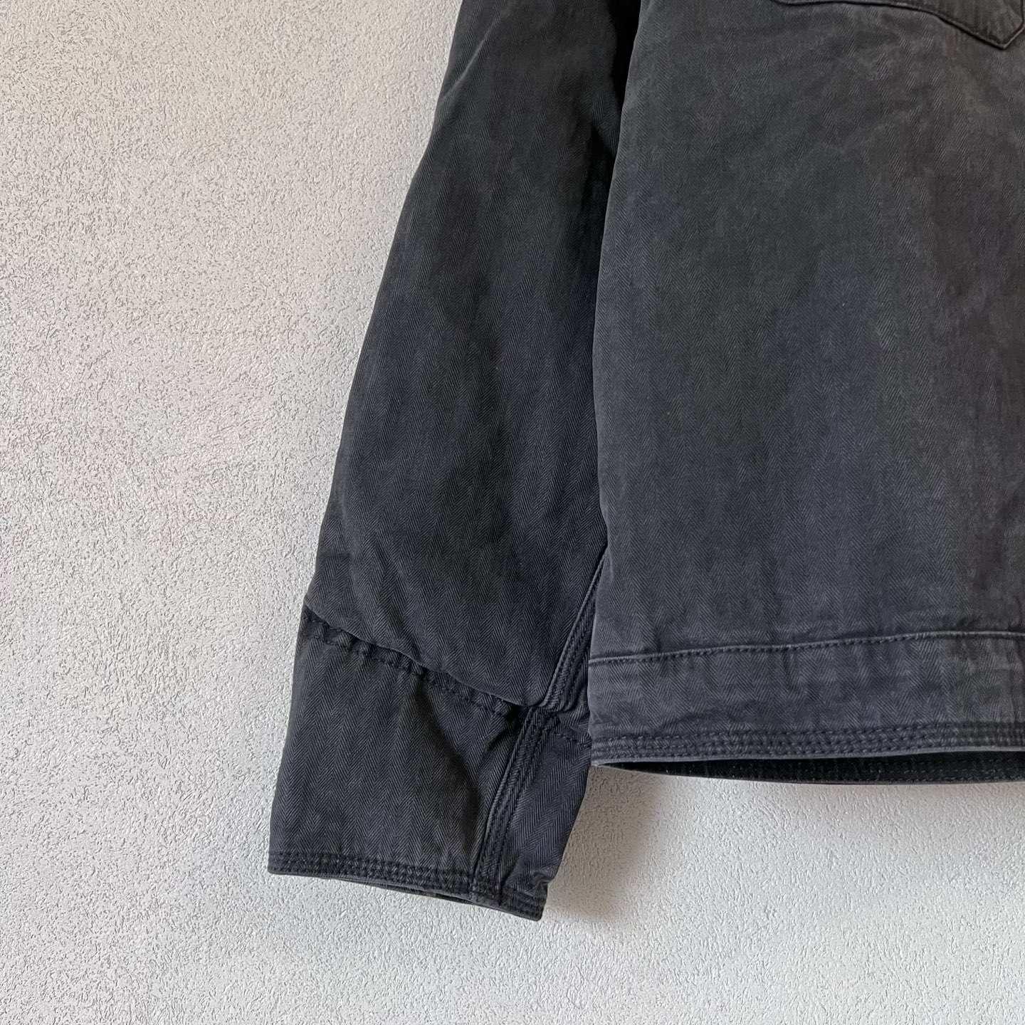 580💰（编号101）
CH克罗心洗水做旧牛仔棉服