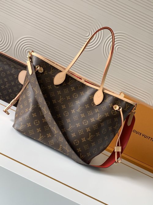 Louis Vuitton Neverfull Bandoulière Monogram Canvas Tote Bag - Medium 1 Louis Vuitton Neverfull Bandoulière Monogram Canvas Tote Bag - Medium