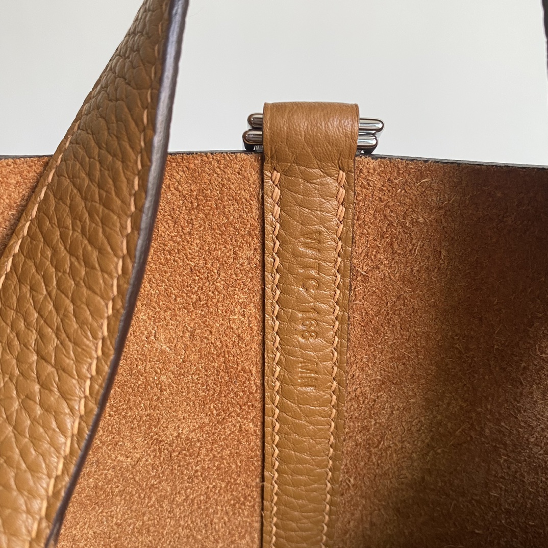 Hermes Style Leather Bag style reference detail image 6 from source 763149