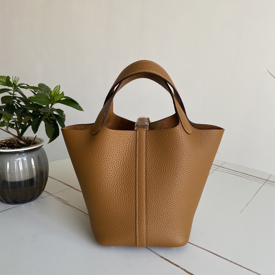 Hermes Style Leather Bag style reference detail image 3 from source 763148