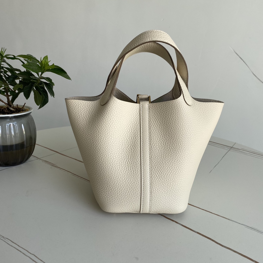 Hermes Style Leather Bag style reference detail image 3 from source 763145