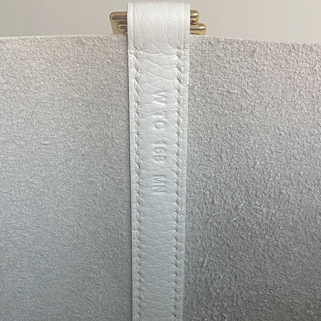 Hermes Style Leather Bag style reference detail image 6 from source 763144