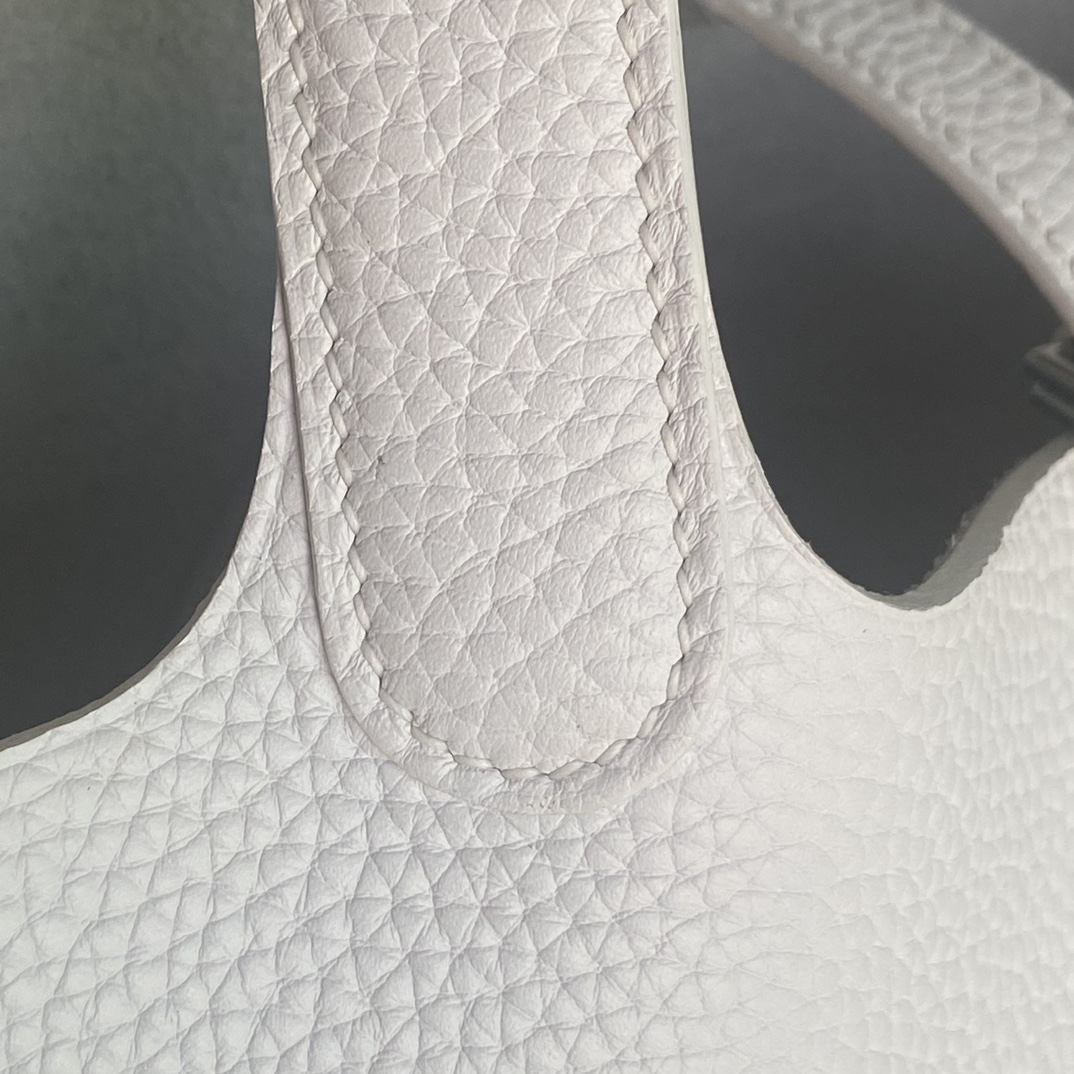 Hermes Style Leather Bag style reference detail image 6 from source 763143