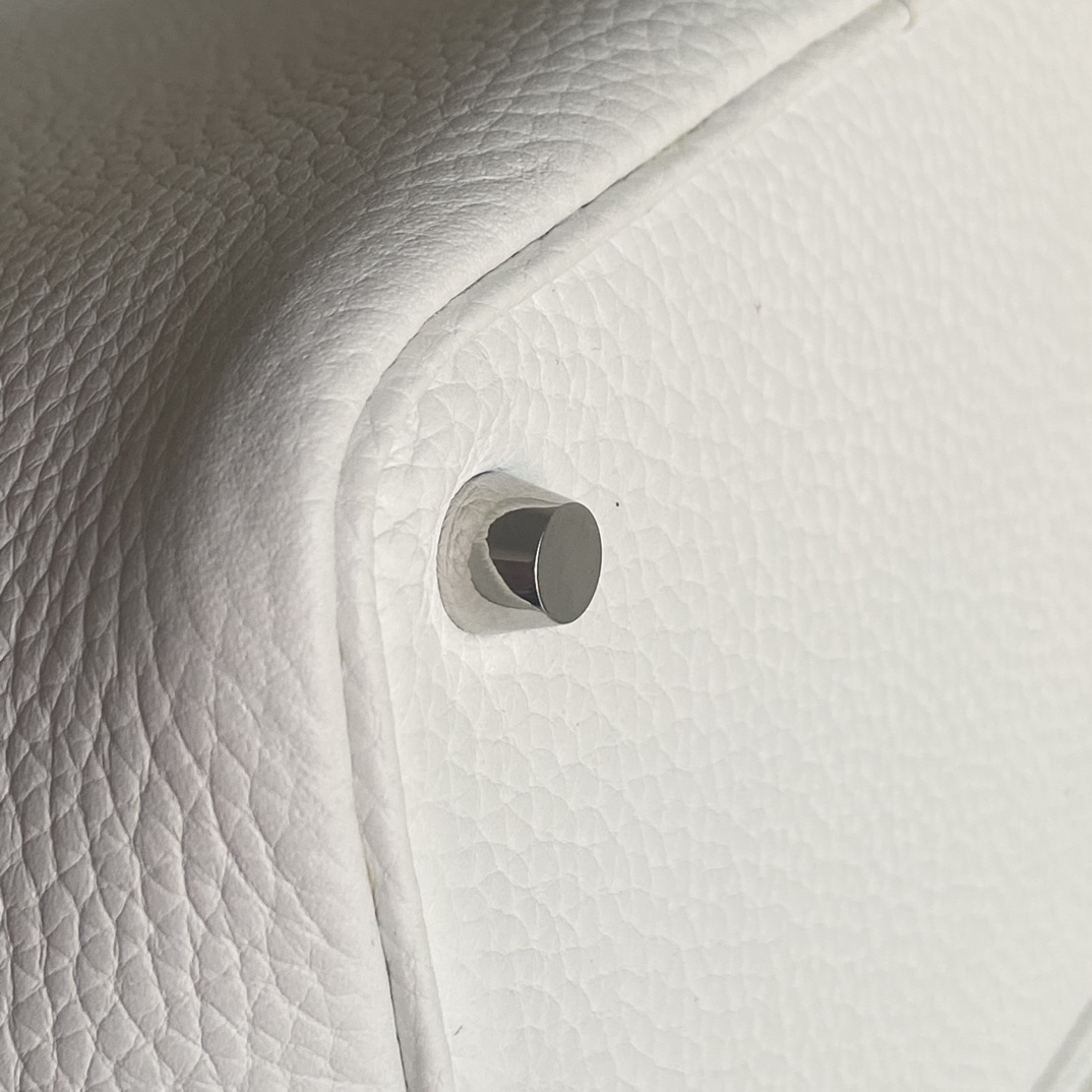 Hermes Style Leather Bag style reference detail image 8 from source 763143