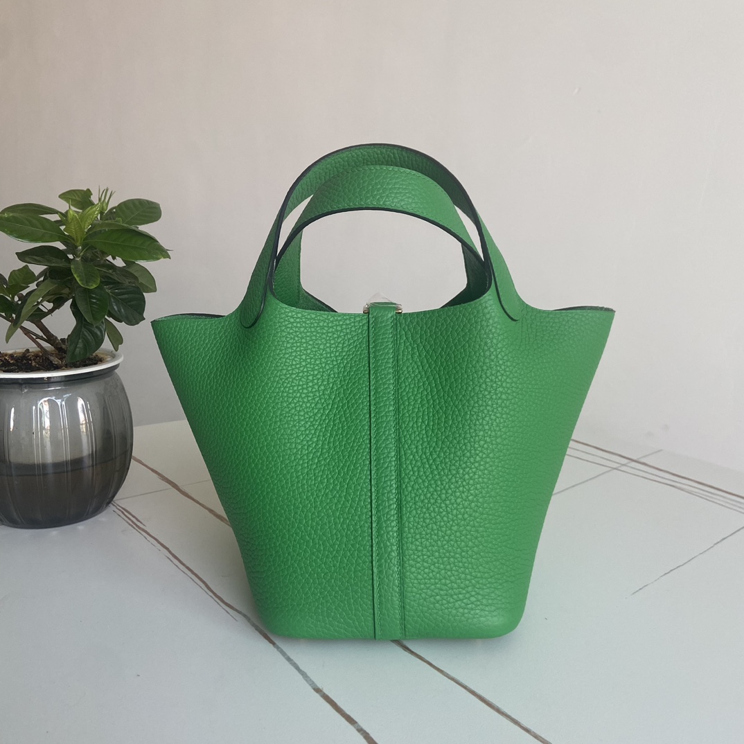 Hermes Style Leather Bag style reference detail image 2 from source 763142
