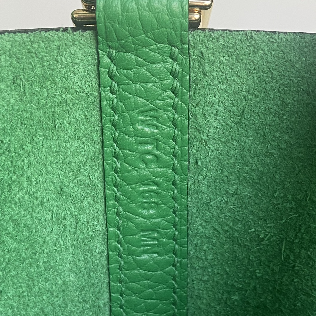 Hermes Style Leather Bag style reference detail image 7 from source 763142