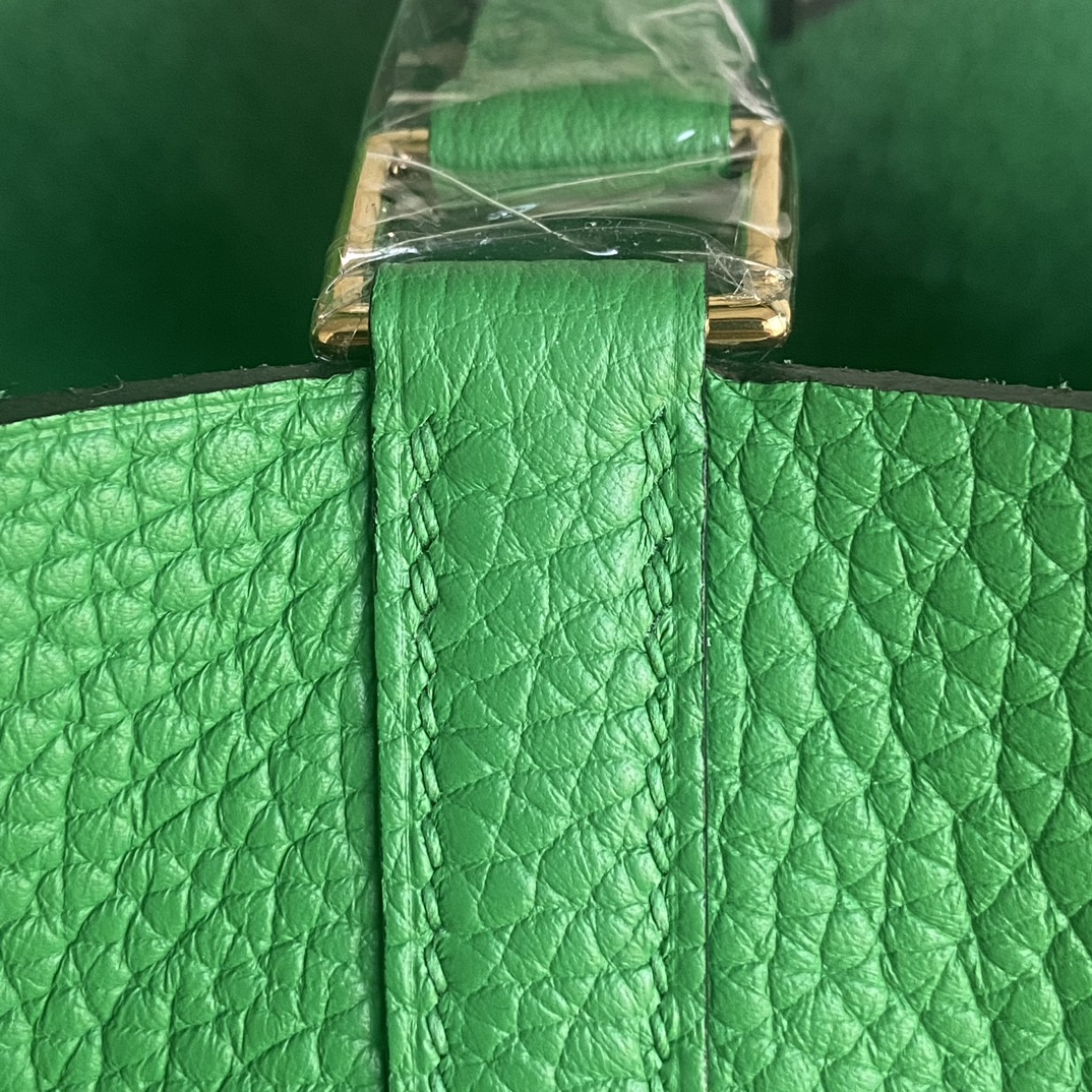 Hermes Style Leather Bag style reference detail image 6 from source 763142