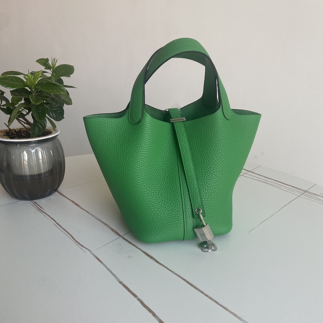 Hermes Style Leather Bag style reference detail image 3 from source 763141