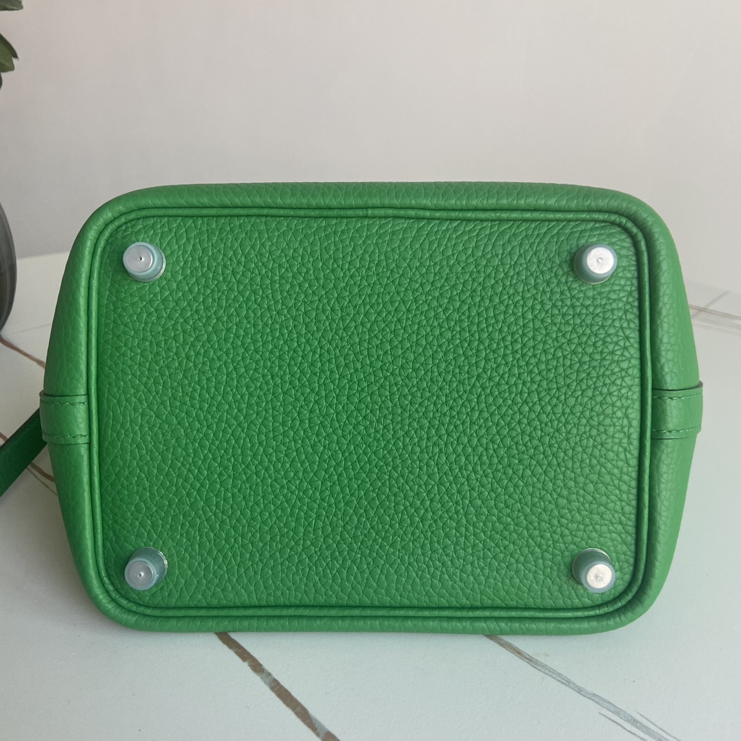 Hermes Style Leather Bag style reference detail image 9 from source 763141
