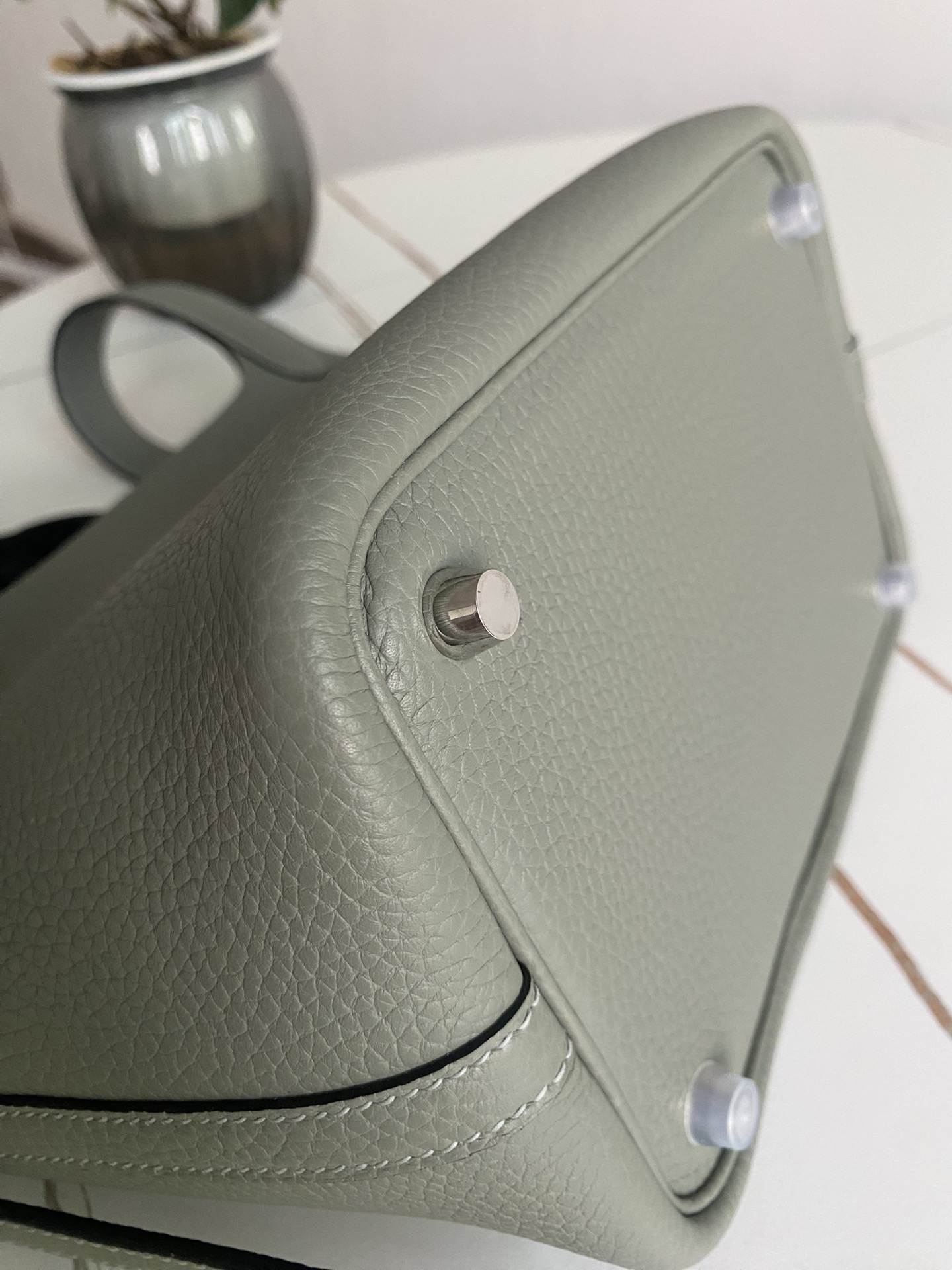 Hermes Style Leather Bag style reference detail image 8 from source 763139