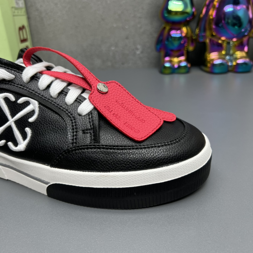 P230OFF WHITE par de modelos 2024 sitio web oficial, el último color de la última versión de la vers