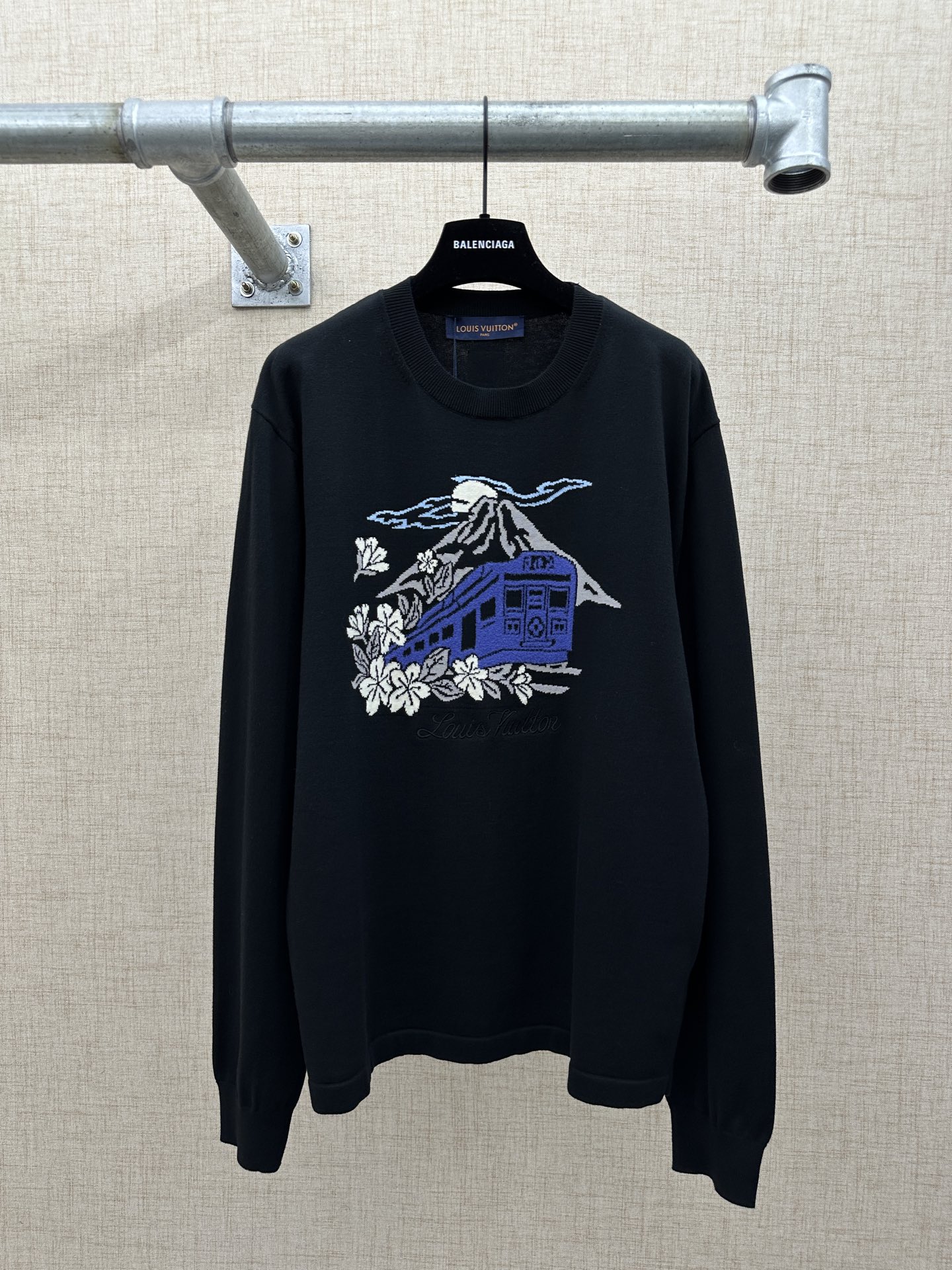 P240 Camisa de punto de manga larga con cuello redondo LV/Louis Vuitton (diferentes versiones) Nueva camisa de cuello r…