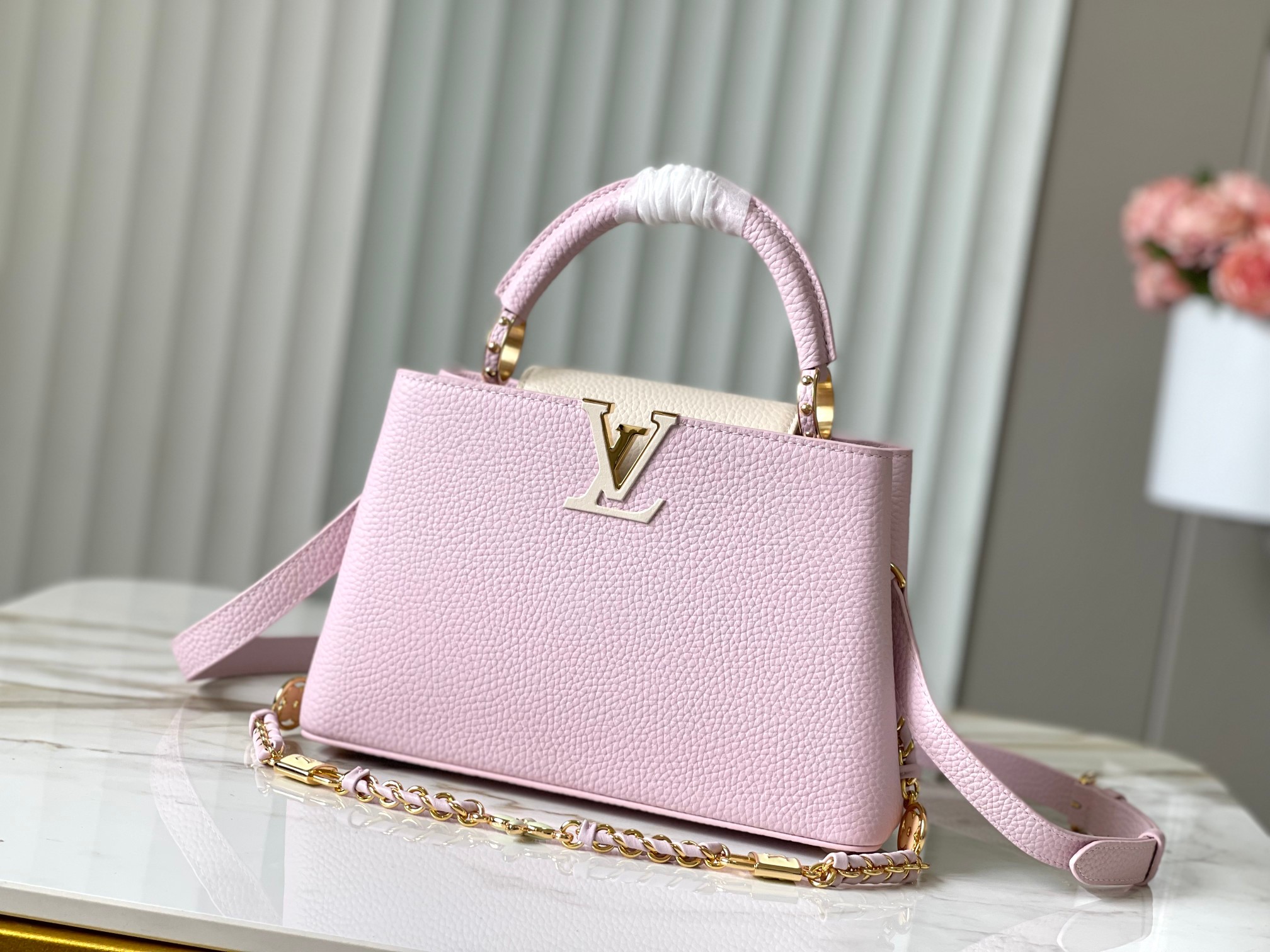 Eerste top
 Louis Vuitton LV Capucines Tassen handtassen Roze Weven Kettingen M23951