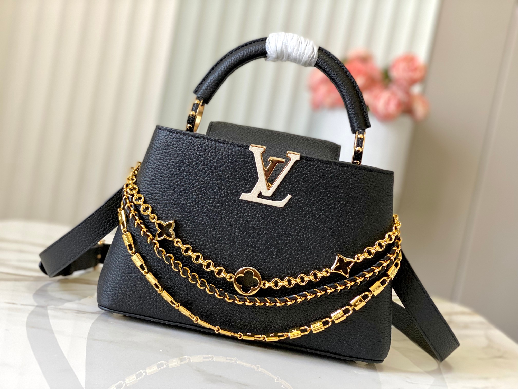  🔺特级精品🔺动态芯片🔺M12345/M48865黑三合一链条款🔹本款Capucines手袋出自Tril