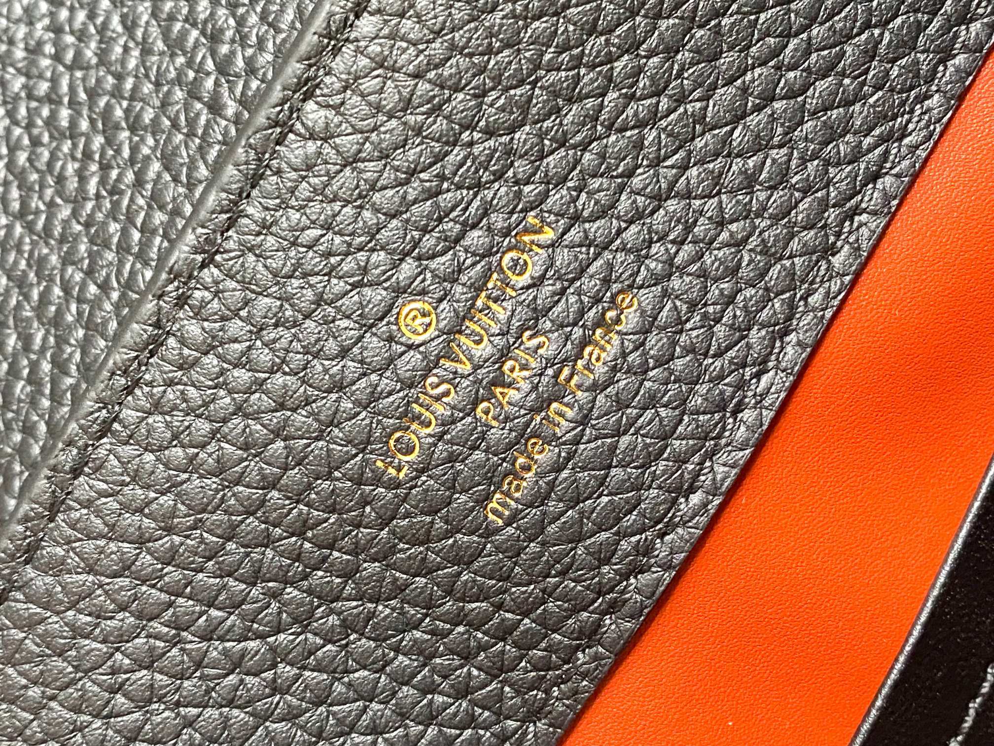 🔸特级精品🔸动态芯片🔸M12936/M48865黑色圆花环扣款✨本款Capucines 手袋取材柔韧Ta