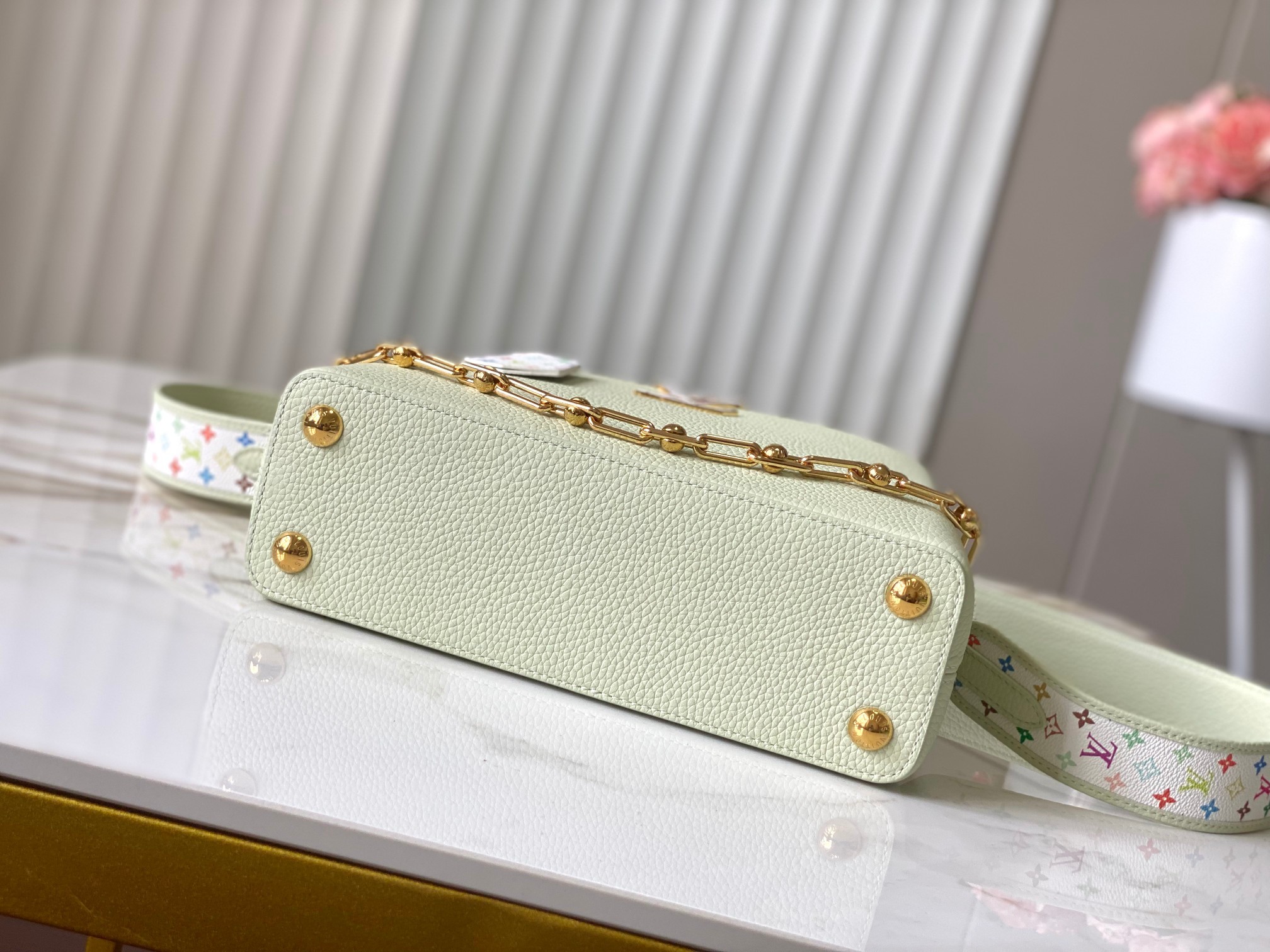 🔸特级精品🔸动态芯片🔸M14101/M48865浅绿三彩限定款💚本款 Capucines迷你手袋选用Ta