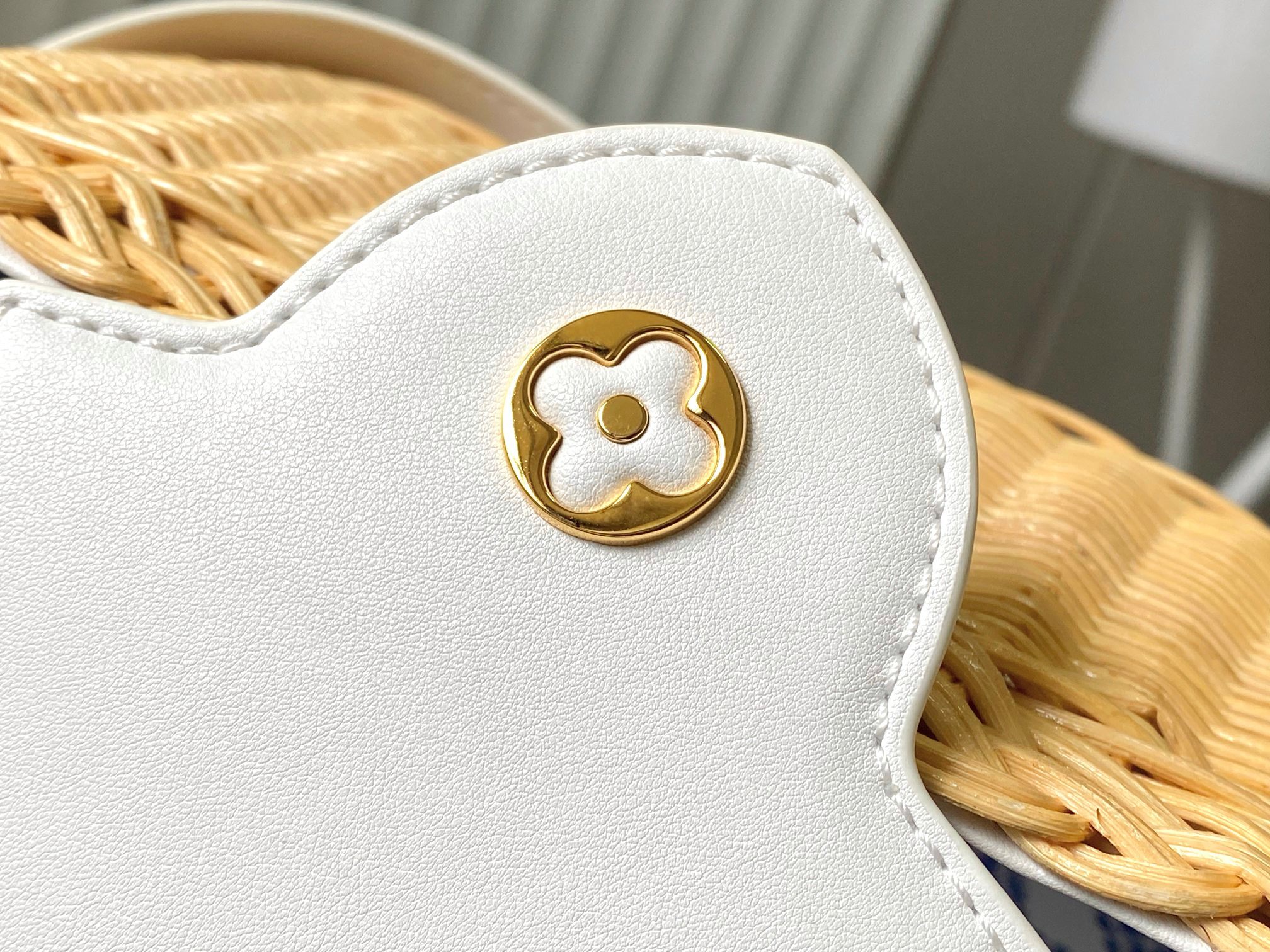 🔹正品原料🔹动态芯片🔹M26004/M48865白印花竹篮🔹本款Capucines手袋向路易威登于189