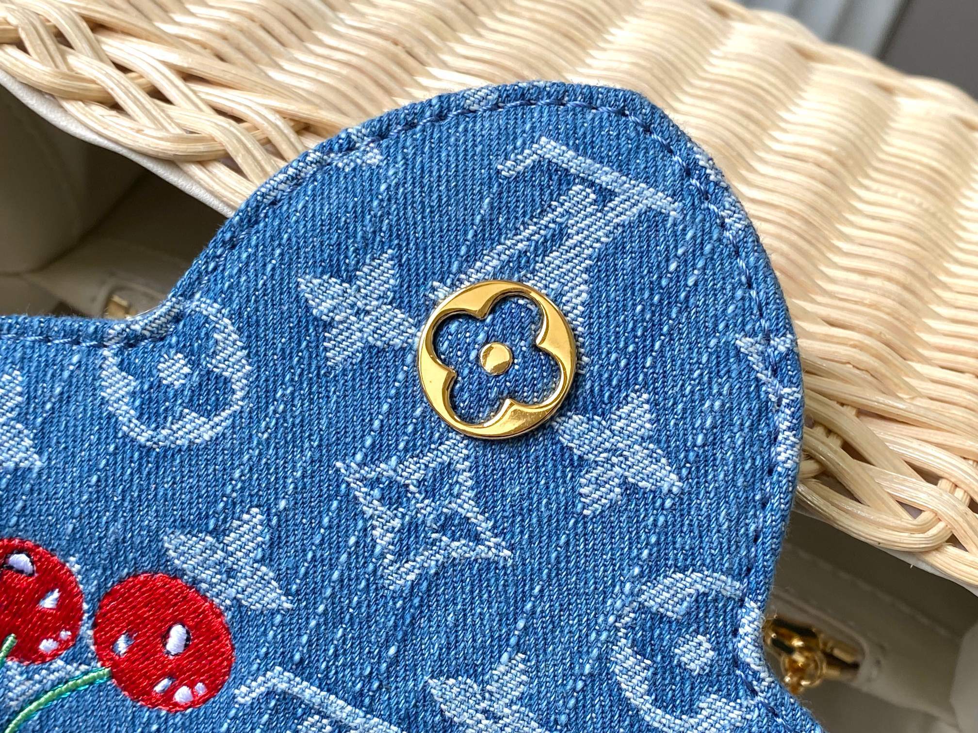 ⭐️正品原料🔹特级精品🔹动态芯片🔹LV X TM CAPUCINES 手袋🔹M14295/M48865白