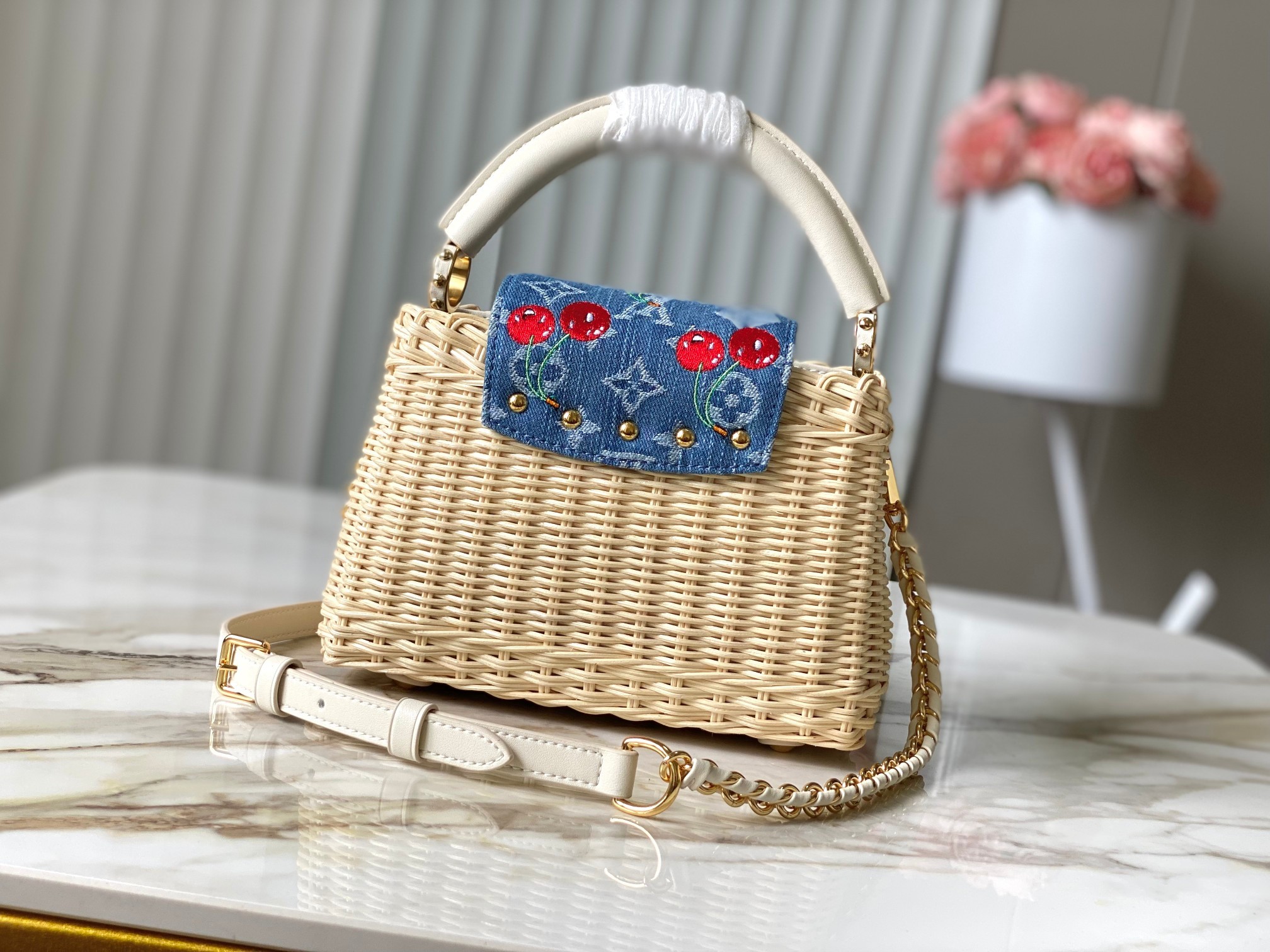⭐️正品原料🔹特级精品🔹动态芯片🔹LV X TM CAPUCINES 手袋🔹M14295/M48865白