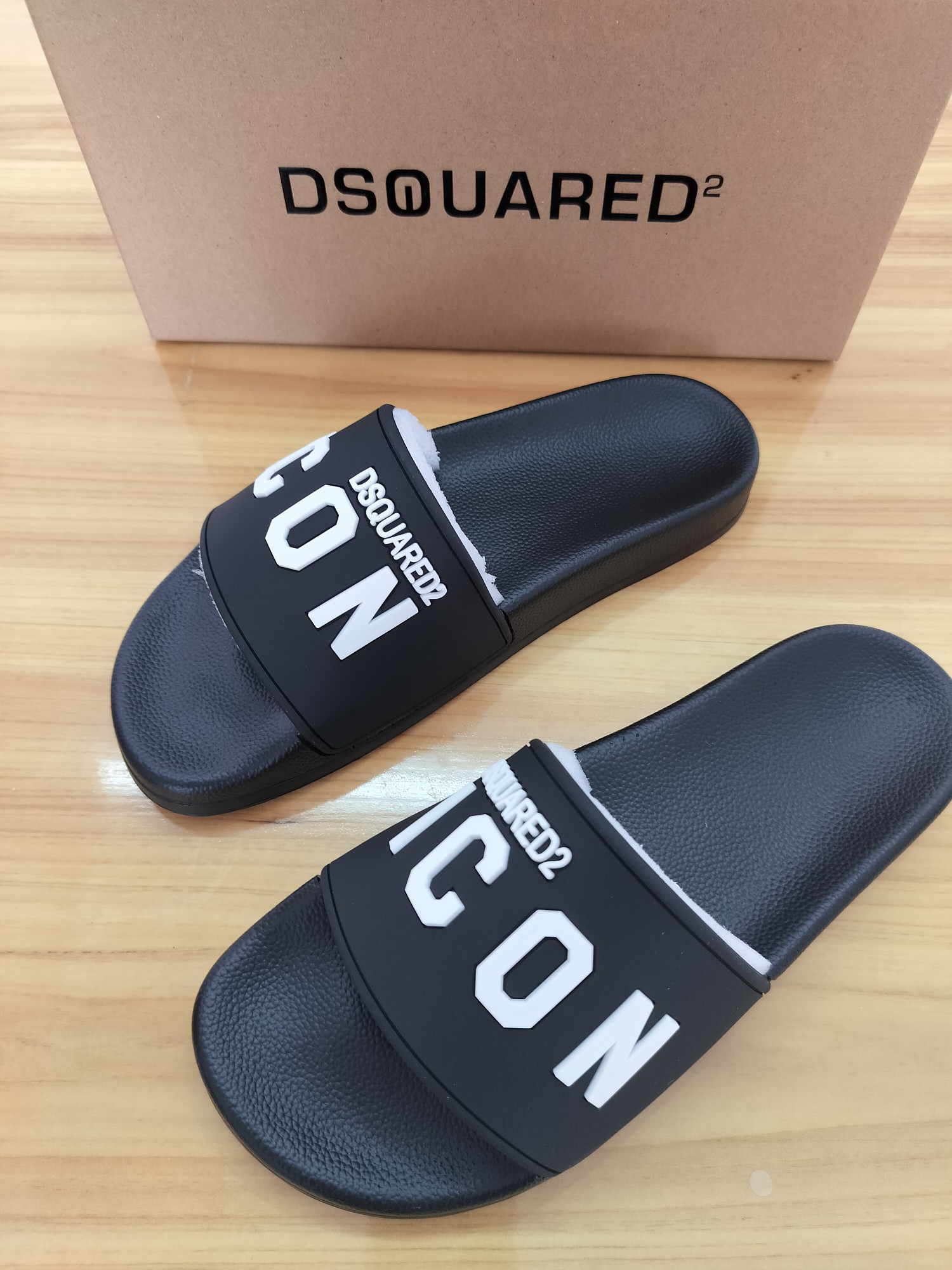 DSQUARED2 NEW SLIPPER GIRL 35-42, MALE 38-45 - 图片 4