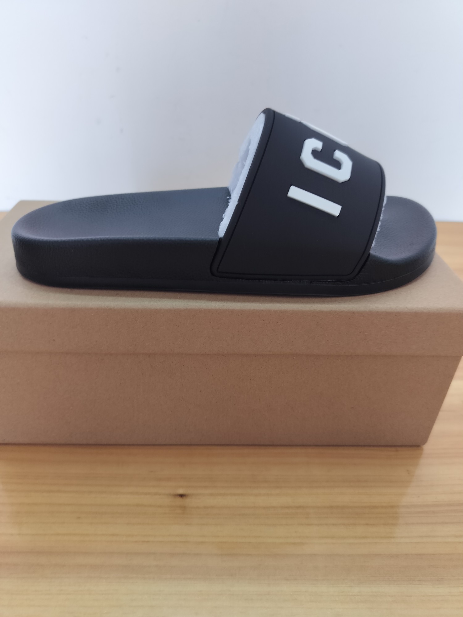 DSQUARED2 NEW SLIPPER GIRL 35-42, MALE 38-45 - 图片 7