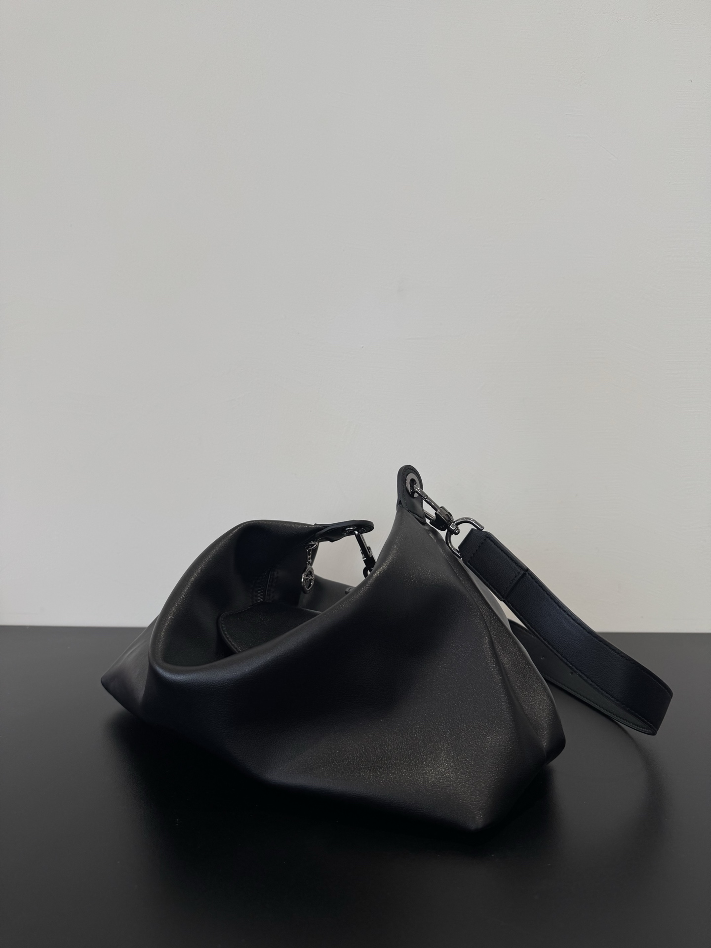 Why does it stand out from the crowd of Longchamp bags?
