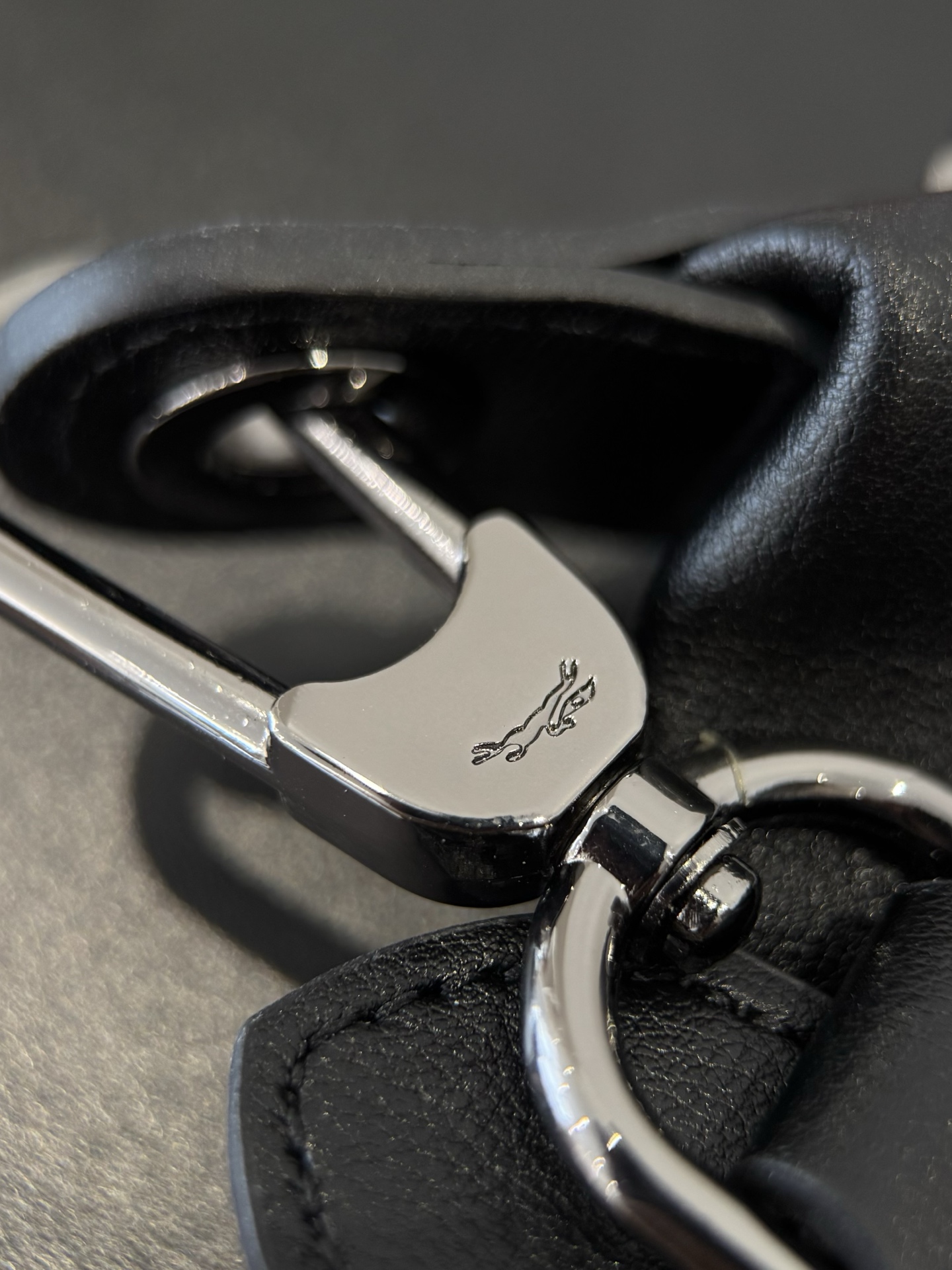 Longchamp Original hardware!
