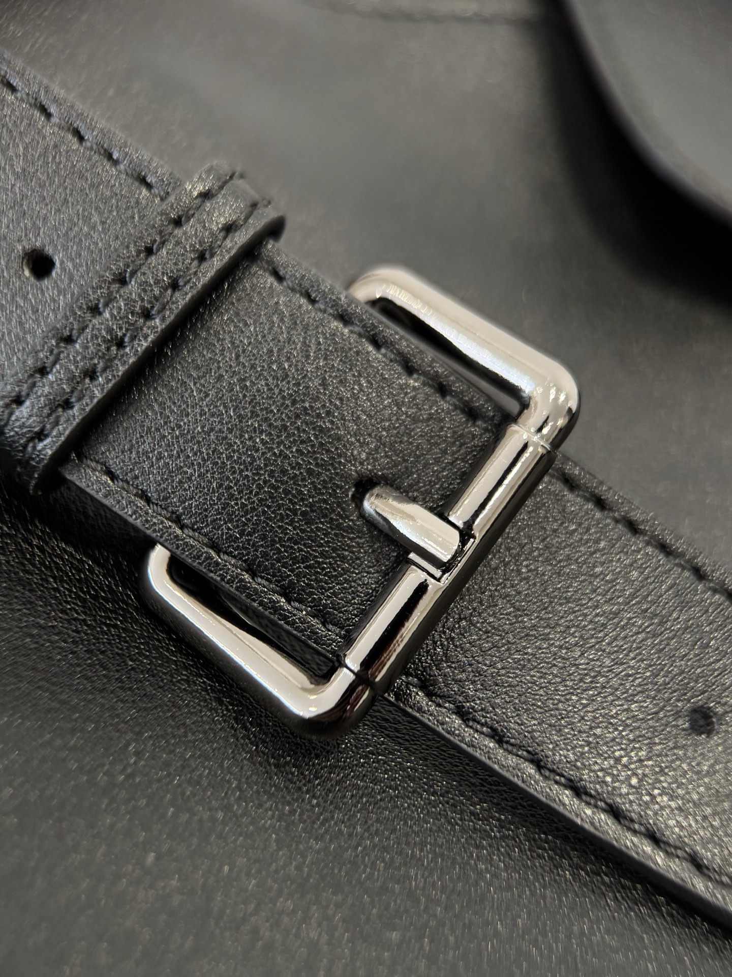Longchamp Original hardware!