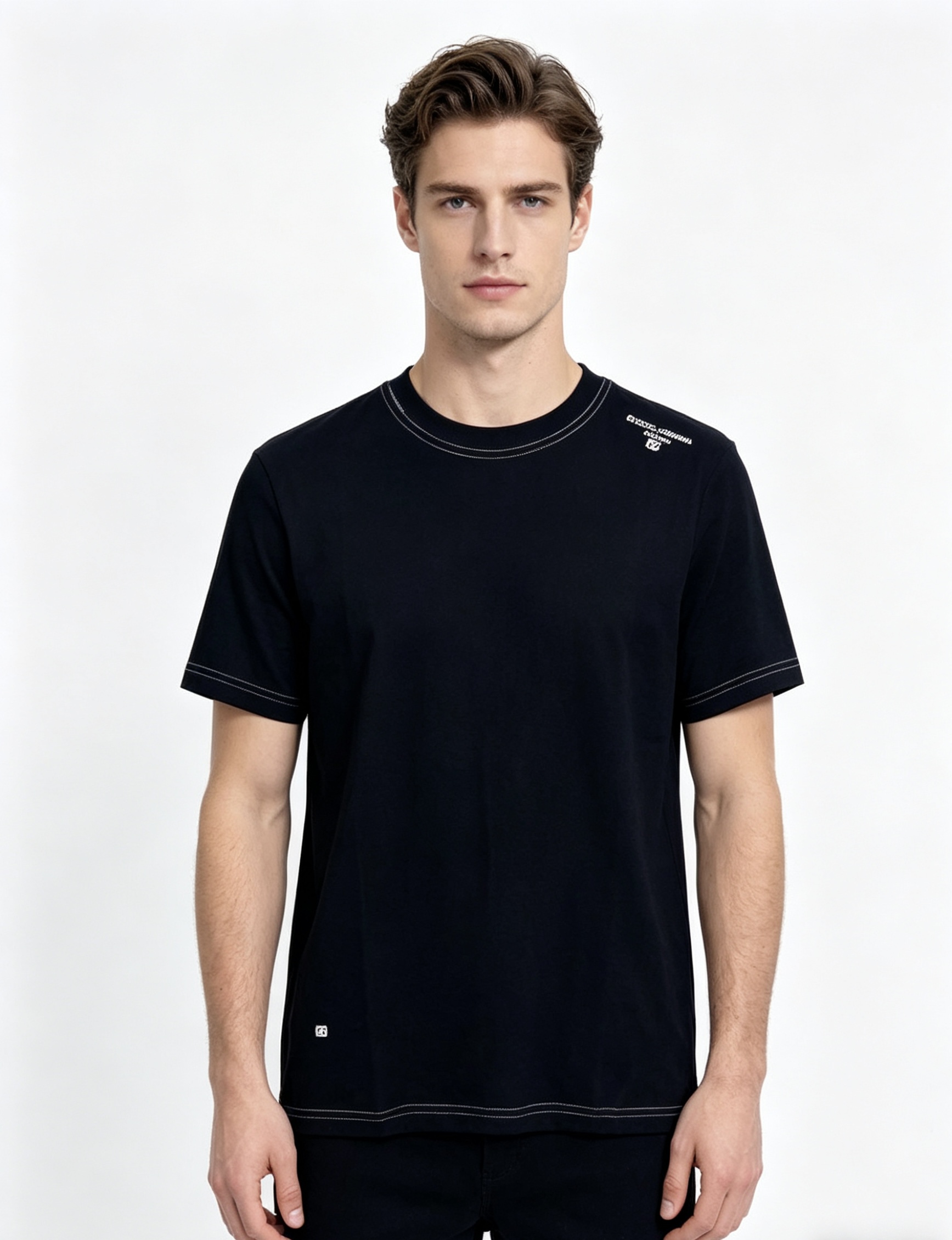 NO:773609,.D&G..2026 spring and summer new fashionable round neck short-sleeved advanced customization versatile style!  It is more practical and can be easily controlled by anyone. It is made of modal spandex fabric and has a luxurious classic brand logo design. It is very classy and a must-buy for those who know the goods!  The tailoring is slim-fitting, very delicate, shows off aura, and highlights the sophistication of men. This is unique. It is just right for slim fit and the upper body effect is very good. Size s-xxL.s wears 175/,, Dolce&Gabbana, T-shirt,19860909.D&G..2026春夏新品时尚圆领短袖高级定制百搭款式！更有实用感 任何人都可以轻松驾驭 采用莫代尔氨纶面料制作,奢华经典品牌logo设计,b非常显档次懂货的必须入！版型剪裁属于修身款 非常精致,显气场,又会凸显男士的精致,这就是独到之处,恰到好处的修身,上身效果非常赞.尺码s-xxL.s穿175/,,Dolce&Gabbana,T-shirt,,Men's clothing