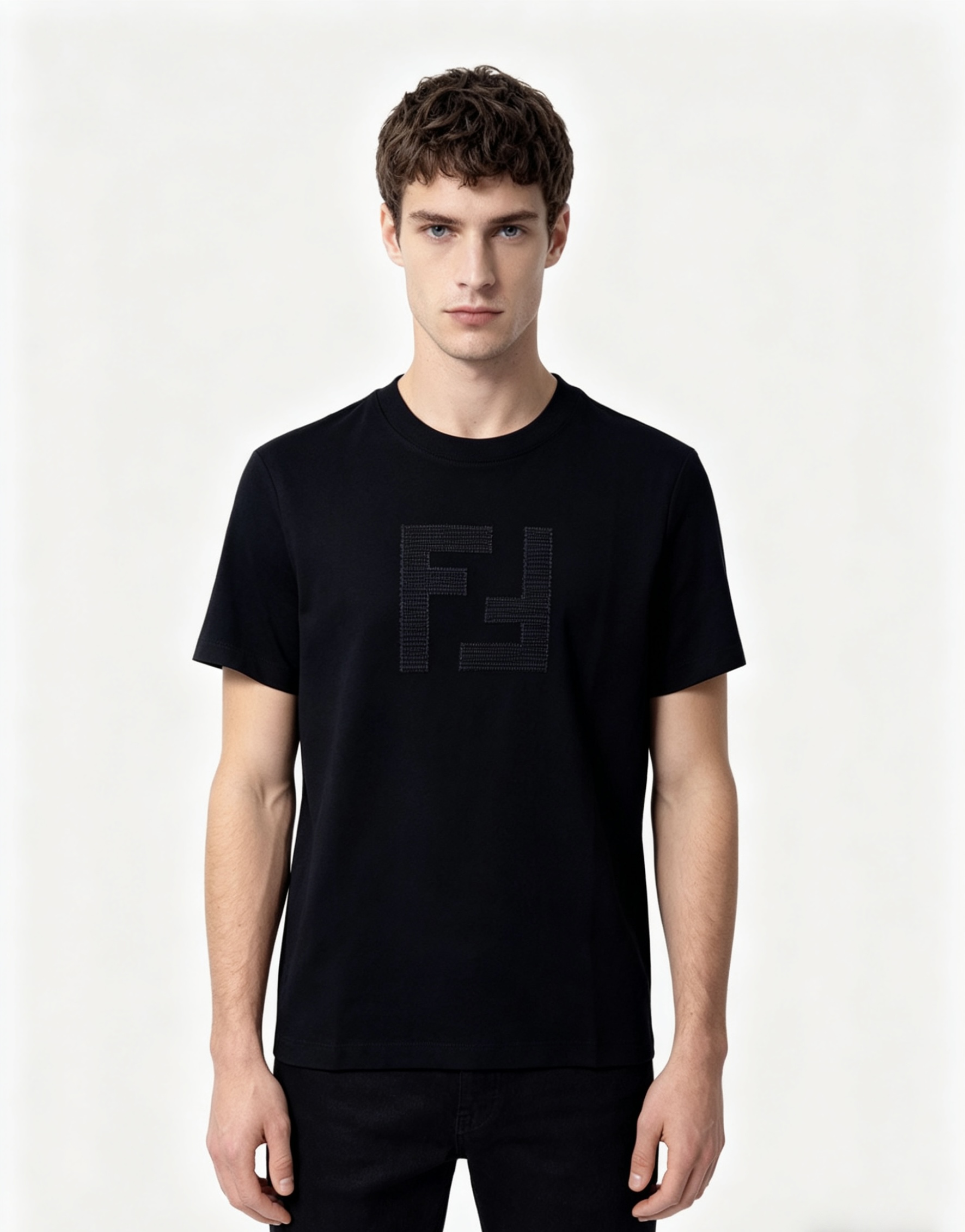 NO:773625,.FENDI..2026 spring and summer new fashionable round neck short-sleeved advanced customization versatile style!  It is more practical and can be easily controlled by anyone. It is made of modal spandex fabric and has a luxurious classic brand logo design. It is very classy and a must-buy for those who know the goods!  The tailoring is a slim fit, very delicate, shows off aura, and highlights the sophistication of men. This is unique. It is just right for slim fit and the upper body effect is very good. Size s-xxL.s wears 175/,, fendi, T-shirt,19860909.芬迪..2026春夏新品时尚圆领短袖高级定制百搭款式！更有实用感 任何人都可以轻松驾驭 采用莫代尔氨纶面料制作,奢华经典品牌logo设计,b非常显档次懂货的必须入！版型剪裁属于修身款 非常精致,显气场,又会凸显男士的精致,这就是独到之处,恰到好处的修身,上身效果非常赞.尺码s-xxL.s穿175/,,fendi,T-shirt,,Men's clothing
