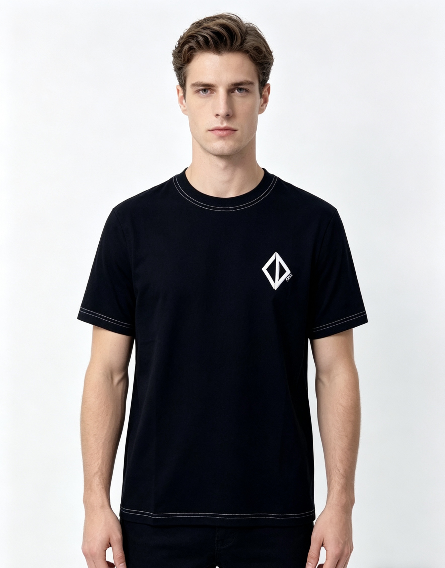 NO:773616,.Dior..2026 spring and summer new fashionable round neck short-sleeved advanced customization versatile style!  It is more practical and can be easily controlled by anyone. It is made of modal spandex fabric and has a luxurious classic brand logo design. It is very classy and a must-buy for those who know the goods!  The tailoring is a slim fit. It is very delicate, shows aura, and highlights the sophistication of men. This is unique. It is just right for slim fit and the upper body effect is very good. Size s-xxL. s wears 175/,, dior, T-shirt,19860909.Dior..2026春夏新品时尚圆领短袖高级定制百搭款式！更有实用感 任何人都可以轻松驾驭 采用莫代尔氨纶面料制作,奢华经典品牌logo设计,b非常显档次懂货的必须入！版型剪裁属于修身款 非常精致,显气场,又会凸显男士的精致,这就是独到之处,恰到好处的修身,上身效果非常赞.尺码s-xxL.s穿175/,,dior,T-shirt,,Men's clothing