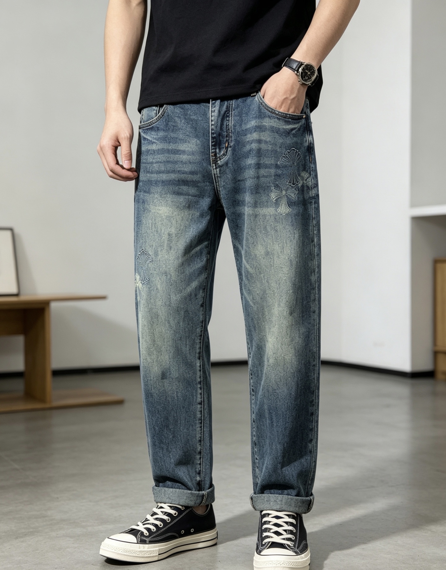 NO:842597,.Croxin. Official website counter is on sale simultaneously, 2026 spring and summer new men's casual jeans, original quality, counter customized original denim fabric, logo pattern design, 4a pants body original hardware decoration, three-dimensional and clear, super trendy personality, fashionable and stylish upper body!  Must-have items for trendy men in sizes 29-36, chrome hearts, jeans,19860909.克罗心.官网专柜同步发售,2026春夏新品男士休闲牛仔裤,原单品质,专柜定制原版牛仔面料,logo图案设计,4a裤身原版五金辅料装饰,立体清晰,超级潮流个性,上身时尚有型！潮男必备单品 码数29-36,,chrome hearts,jeans,,Men's clothing