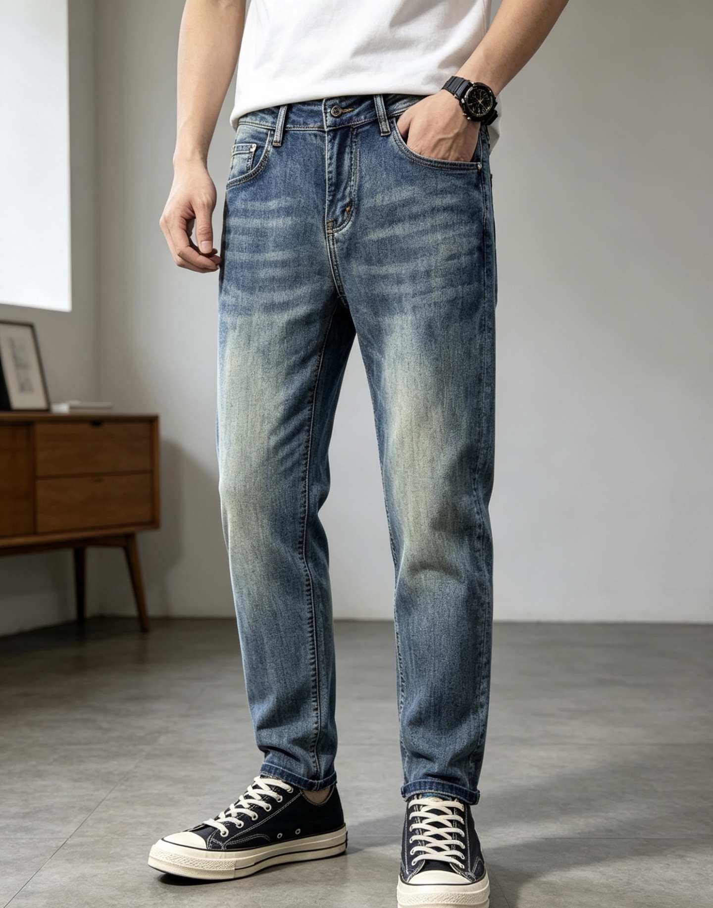 NO:842527,.Prada.Official website counters simultaneously sell, 2026 spring and summer new men's casual jeans, original quality, counter-customized original denim fabrics, logo pattern design, B pants body original hardware decoration, three-dimensional and clear, super trendy personality, fashionable and stylish upper body!  c must-have items for trendy men, size 29-38, prada, jeans,19860909.普拉达.官网专柜同步发售,2026春夏新品男士休闲牛仔裤,原单品质,专柜定制原版牛仔面料,logo图案设计,b裤身原版五金辅料装饰,立体清晰,超级潮流个性,上身时尚有型！c潮男必备单品 码数29-38,,prada,jeans,,Men's clothing