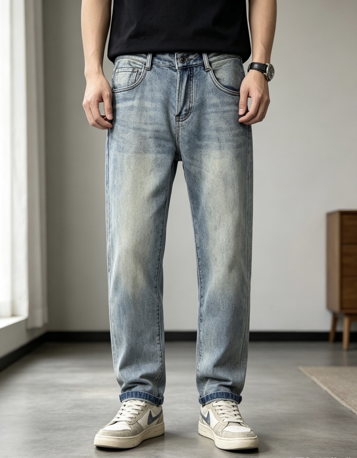 NO:842531,.Loewe. Official website counters are on sale simultaneously, 2026 spring and summer new men's casual jeans, original quality, counter-customized original denim fabrics, logo pattern design, b pants body original hardware decoration, three-dimensional and clear, super trendy personality, fashionable and stylish upper body!  c must-have items for trendy men, size 29-38,,loewe,jeans,19860909.罗意威.官网专柜同步发售,2026春夏新品男士休闲牛仔裤,原单品质,专柜定制原版牛仔面料,logo图案设计,b裤身原版五金辅料装饰,立体清晰,超级潮流个性,上身时尚有型！c潮男必备单品 码数29-38,,loewe,jeans,,Men's clothing