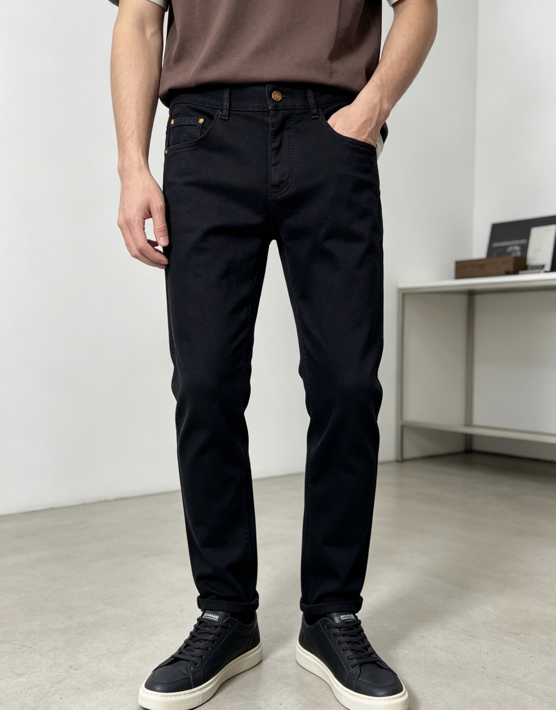 NO:844821,.Prada.Official website counters simultaneously sell, 2026 spring and summer new men's casual jeans, original quality, counter-customized original denim fabrics, logo pattern design, B pants body original hardware decoration, three-dimensional and clear, super trendy personality, fashionable and stylish upper body!  c must-have items for trendy men, size 29-38, prada, jeans,19860909.普拉达.官网专柜同步发售,2026春夏新品男士休闲牛仔裤,原单品质,专柜定制原版牛仔面料,logo图案设计,b裤身原版五金辅料装饰,立体清晰,超级潮流个性,上身时尚有型！c潮男必备单品 码数29-38,,prada,jeans,,Men's clothing