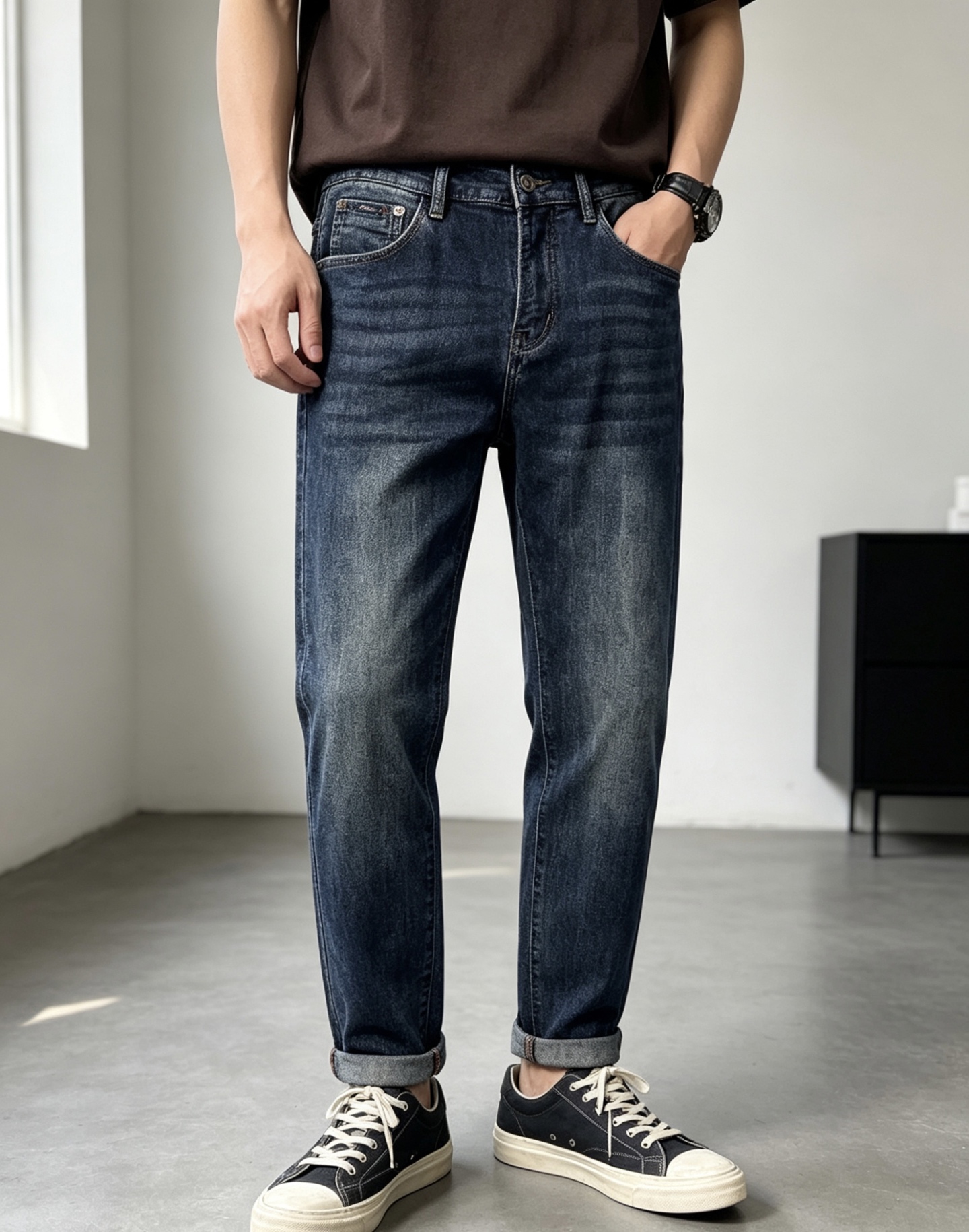 NO:844825,.Prada. Official website counters are simultaneously on sale, 2026 spring and summer new men's casual jeans, original quality, counter-customized original denim fabrics, logo pattern design, D pants body original hardware decoration, three-dimensional and clear, super trendy personality, fashionable and stylish upper body!  L trendy men's essential items, size 29-38, prada, jeans,19860909.普拉达.官网专柜同步发售,2026春夏新品男士休闲牛仔裤,原单品质,专柜定制原版牛仔面料,logo图案设计,D裤身原版五金辅料装饰,立体清晰,超级潮流个性,上身时尚有型！L潮男必备单品 码数29-38,,prada,jeans,,Men's clothing