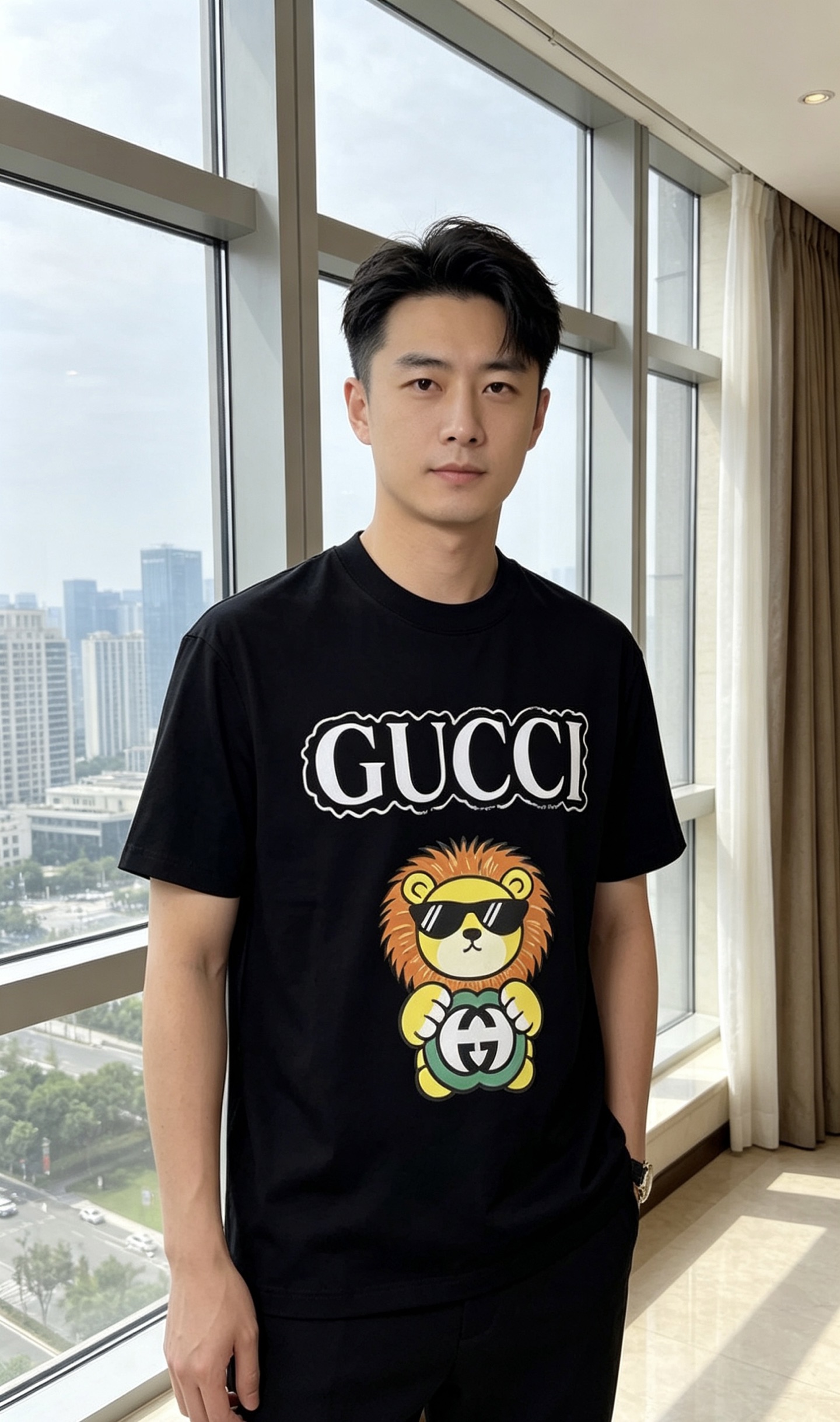 NO:847193,.Gucci. Wear 200 pounds. 2026 spring and summer new fashion round neck short-sleeved advanced customization versatile style!  It is more practical and can be easily controlled by anyone. It is made of pure cotton fabric and has a luxurious classic brand logo design. 1f is very classy and a must-buy for those who know the goods!  The tailoring is a slim fit, very delicate, shows off aura, and highlights the sophistication of men. This is unique. It has just the right fit and a great upper body effect. Size m-3XL m wears 175/130, gucci, T-shirt,19860909.Gucci.穿200斤.2026春夏新品时尚圆领短袖高级定制百搭款式！更有实用感 任何人都可以轻松驾驭 采用纯棉面料制作,奢华经典品牌logo设计,1f非常显档次懂货的必须入！版型剪裁属于修身款 非常精致,显气场,又会凸显男士的精致,这就是独到之处,恰到好处的修身,上身效果非常赞.尺码m-3XL m穿175/130,,gucci,T-shirt,,Men's clothing
