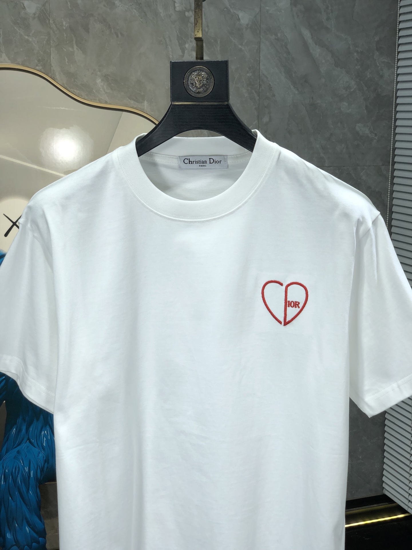 Dior。🉑️穿200斤。2026春夏新品时尚圆领短袖👍高级定制百搭款式！更有实用感 任何人都可以轻松驾
