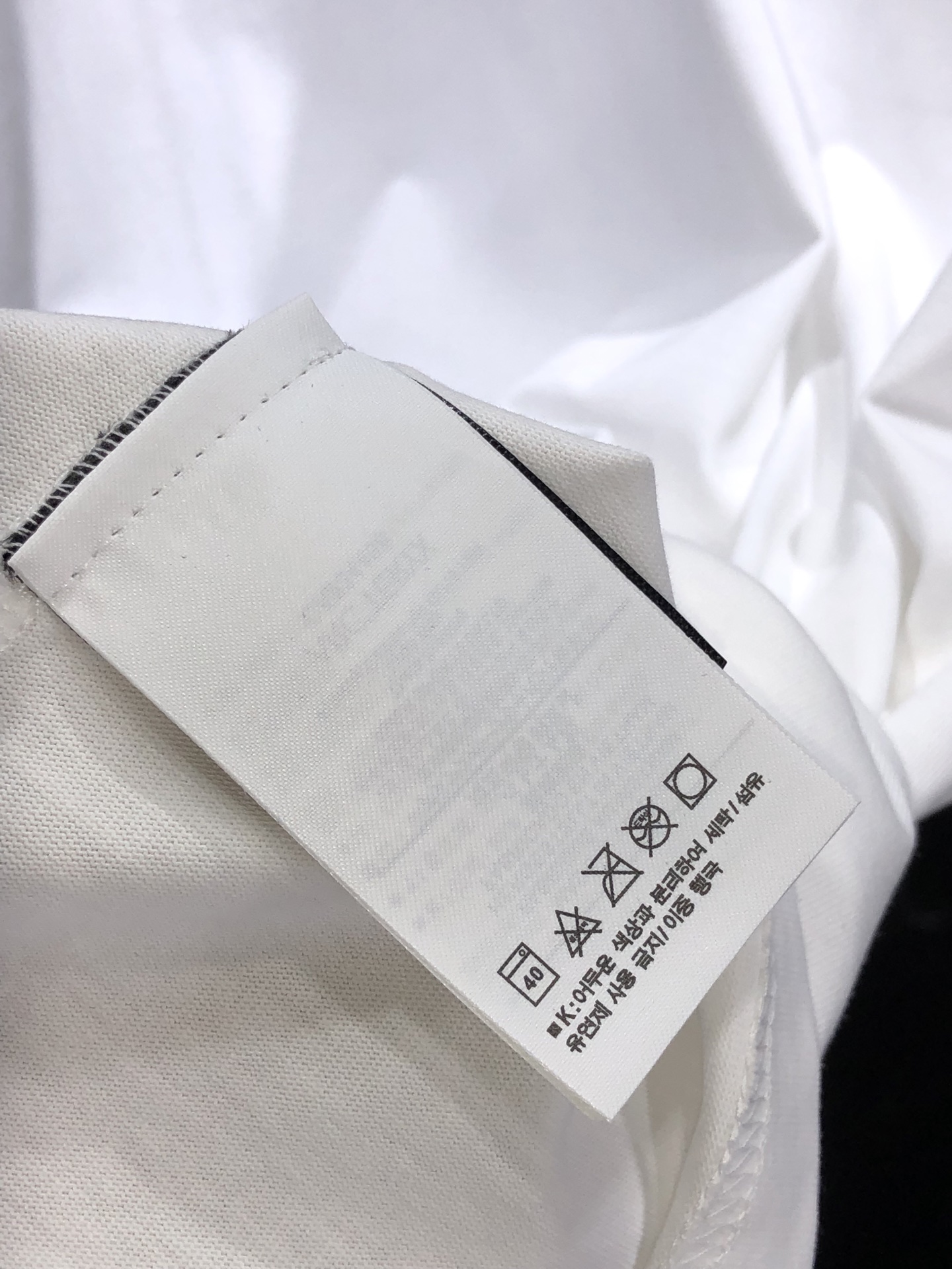 始祖鸟。🉑️穿200斤。2026春夏新品时尚圆领短袖👍高级定制百搭款式！更有实用感 任何人都可以轻松驾驭