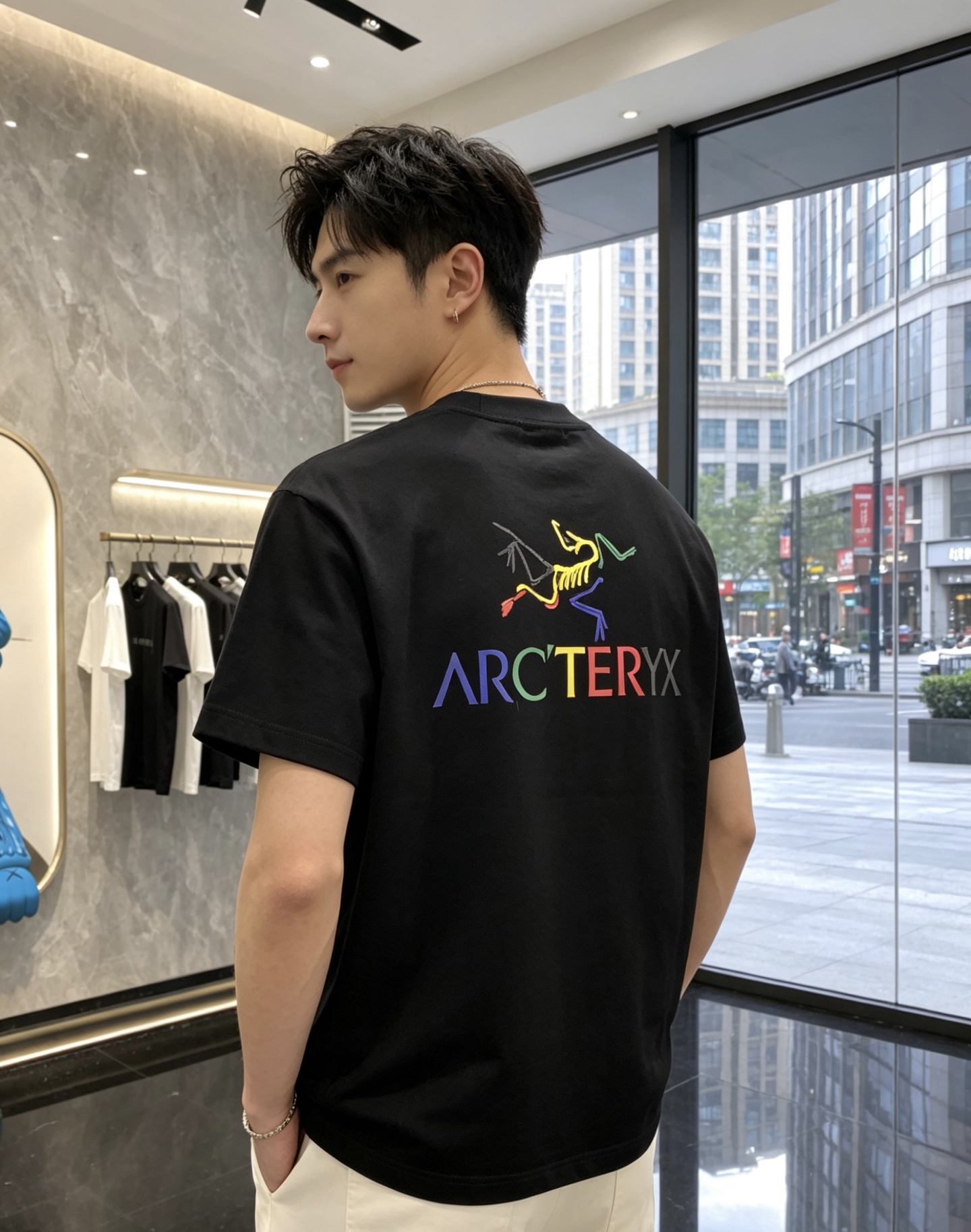 始祖鸟。🉑️穿200斤。2026春夏新品时尚圆领短袖👍高级定制百搭款式！更有实用感 任何人都可以轻松驾驭