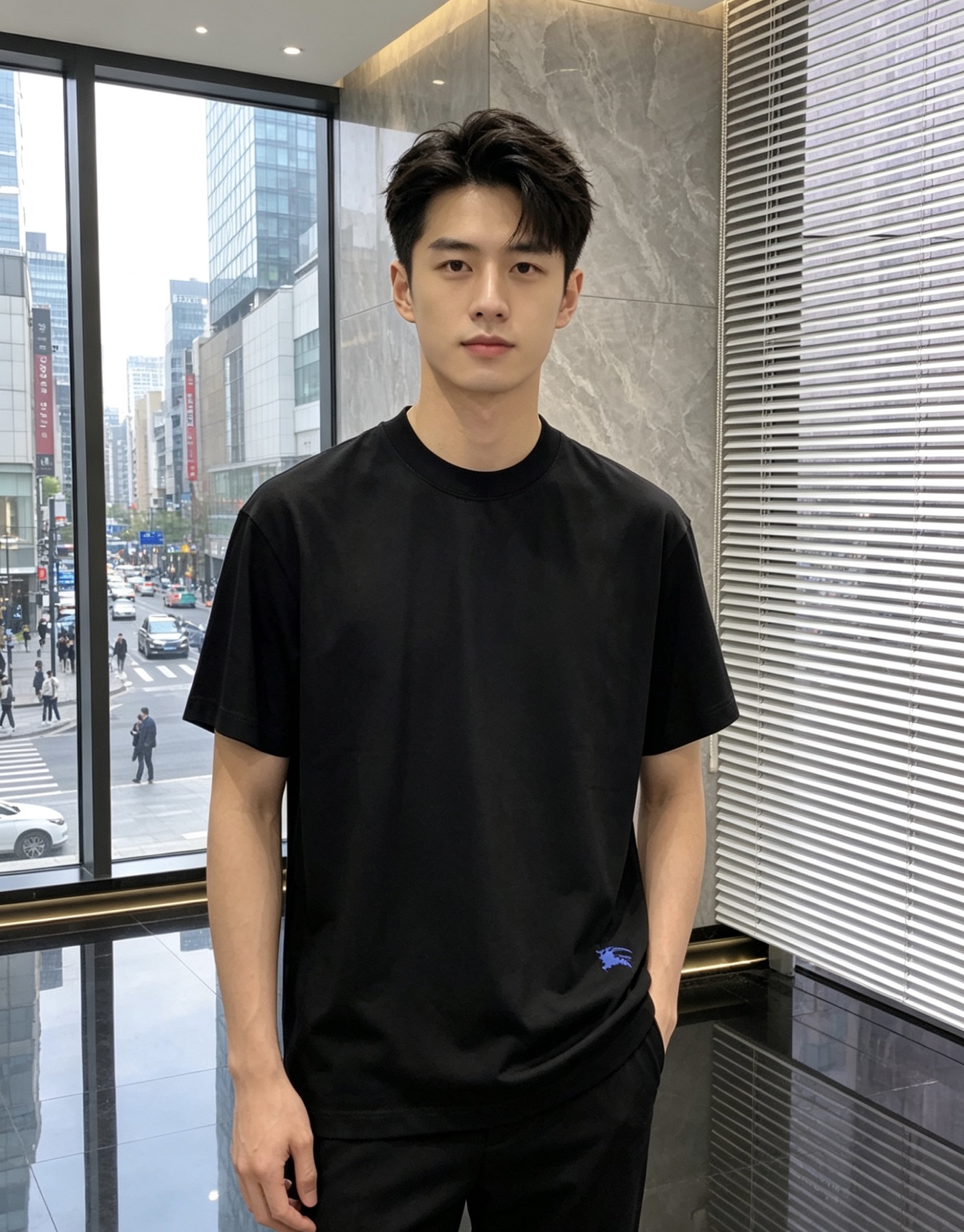 巴宝莉。🉑️穿200斤。2026春夏新品时尚圆领短袖👍高级定制百搭款式！更有实用感 任何人都可以轻松驾驭