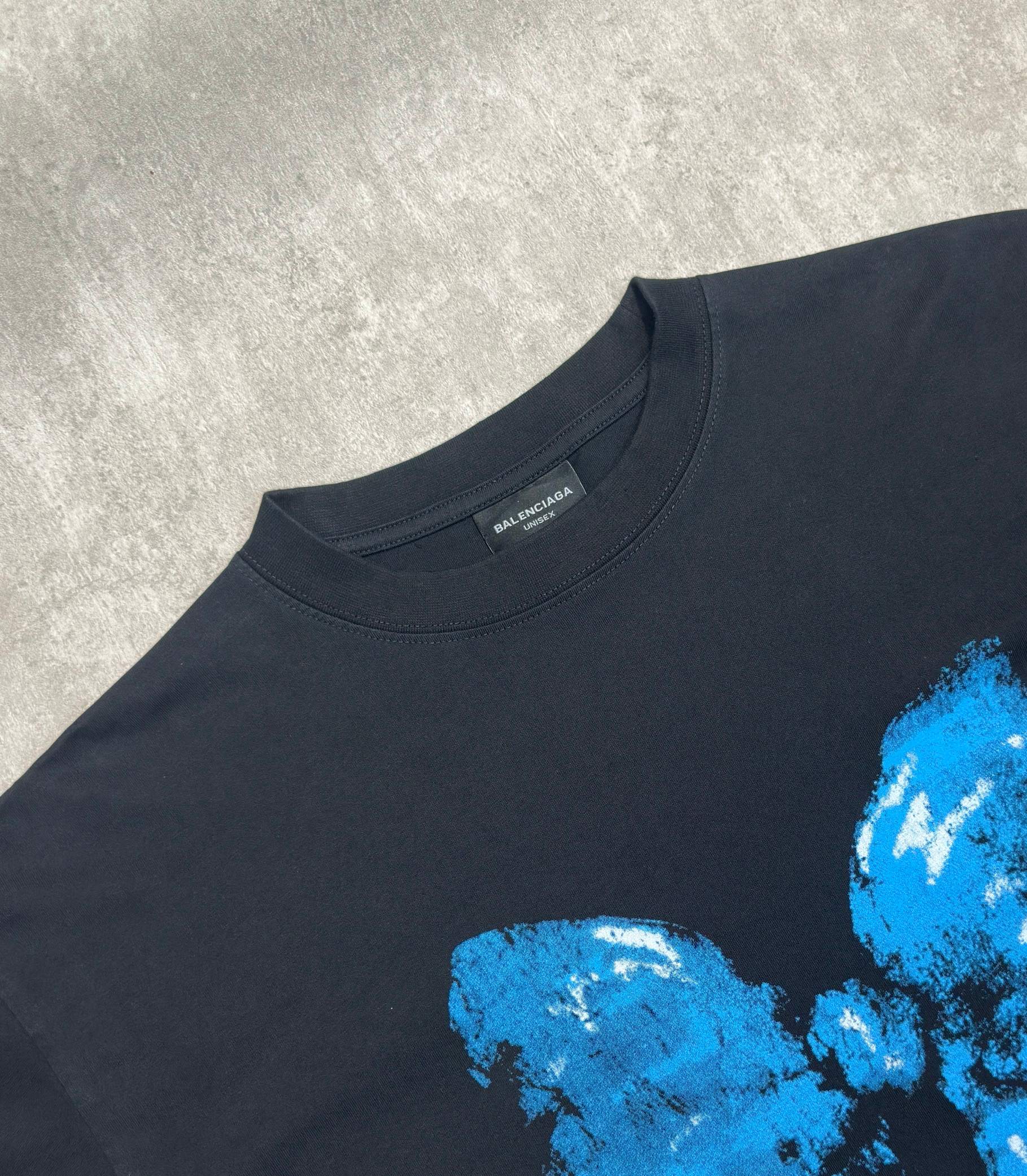 Balenciaga 款式：Balenciaga 巴黎世家蓝色裂痕蝴蝶印花圆领短袖T恤